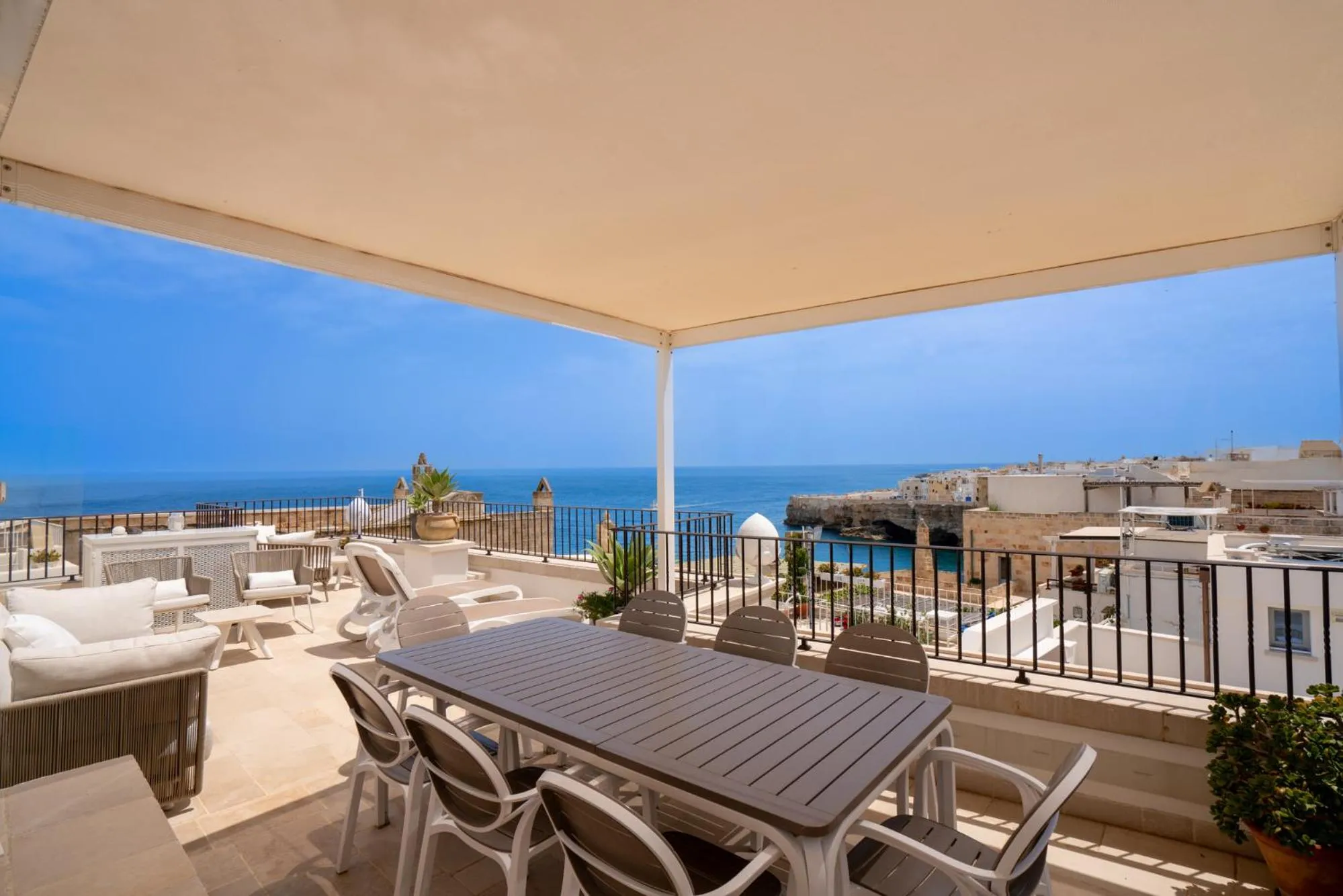 Day in Quintessenza Luxury Domus