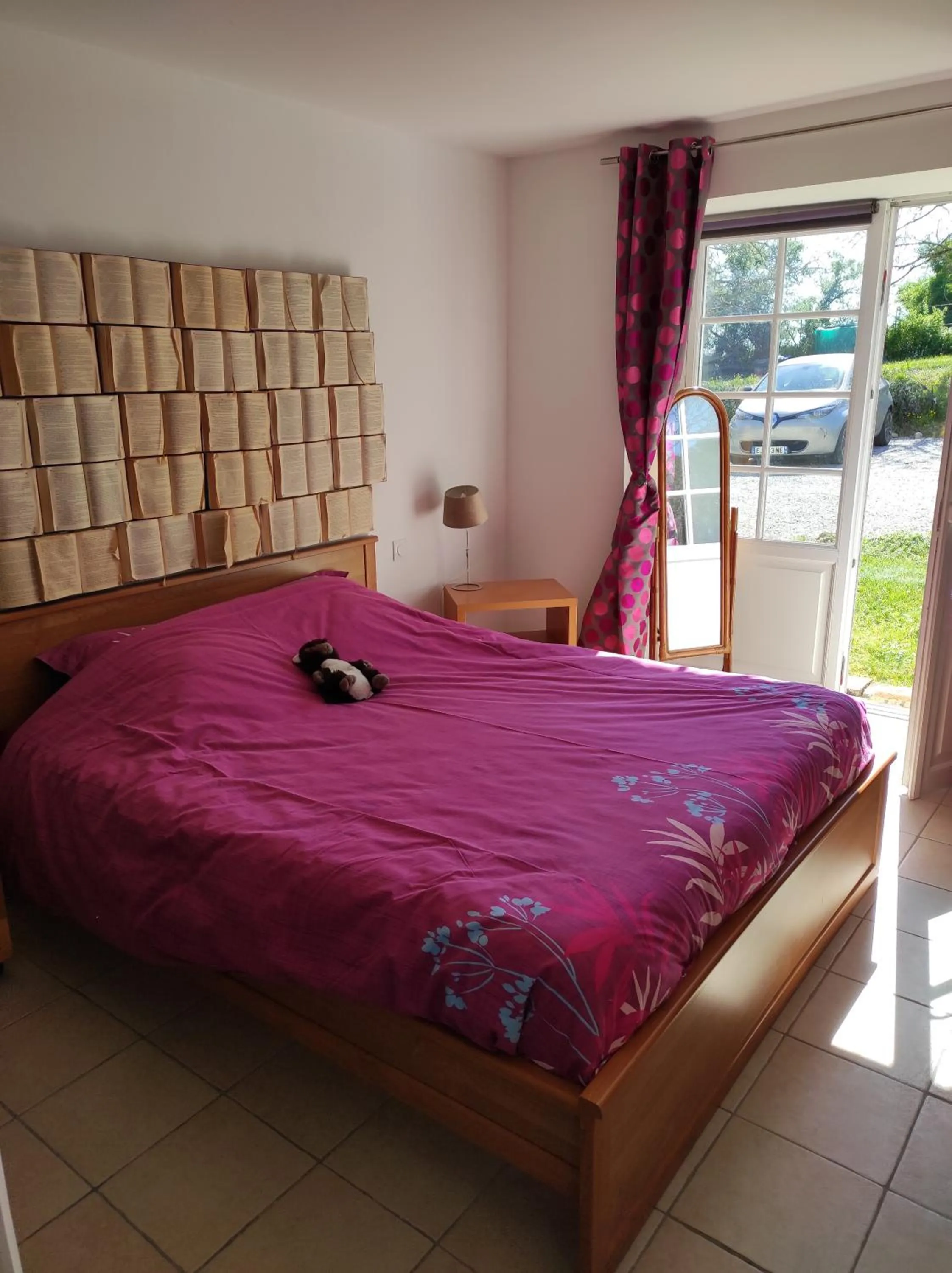 Bed in Les Marmottes Charentaises