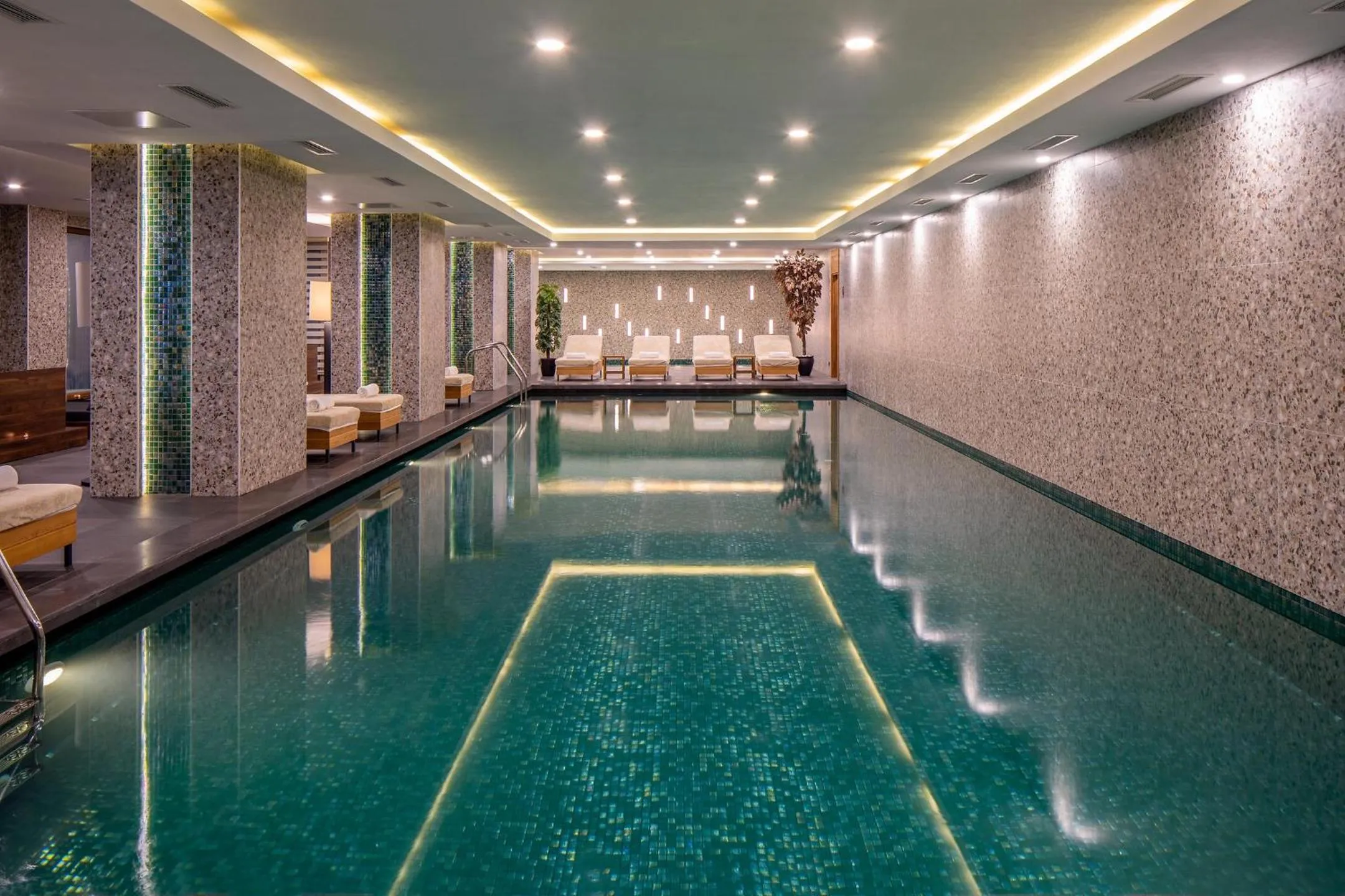 Swimming pool in Dorukkaya Ski & Mountain Resort