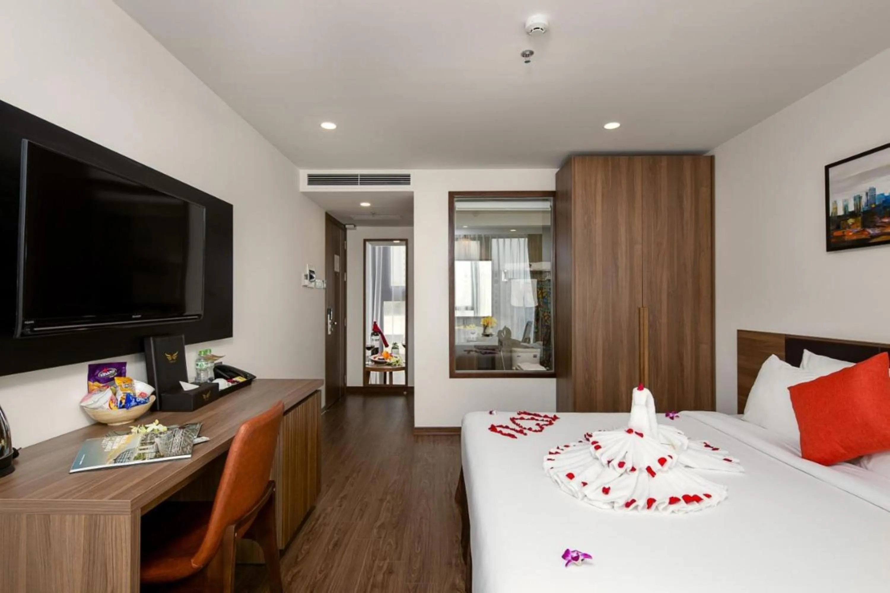 Bed in Amunra Ocean Hotel