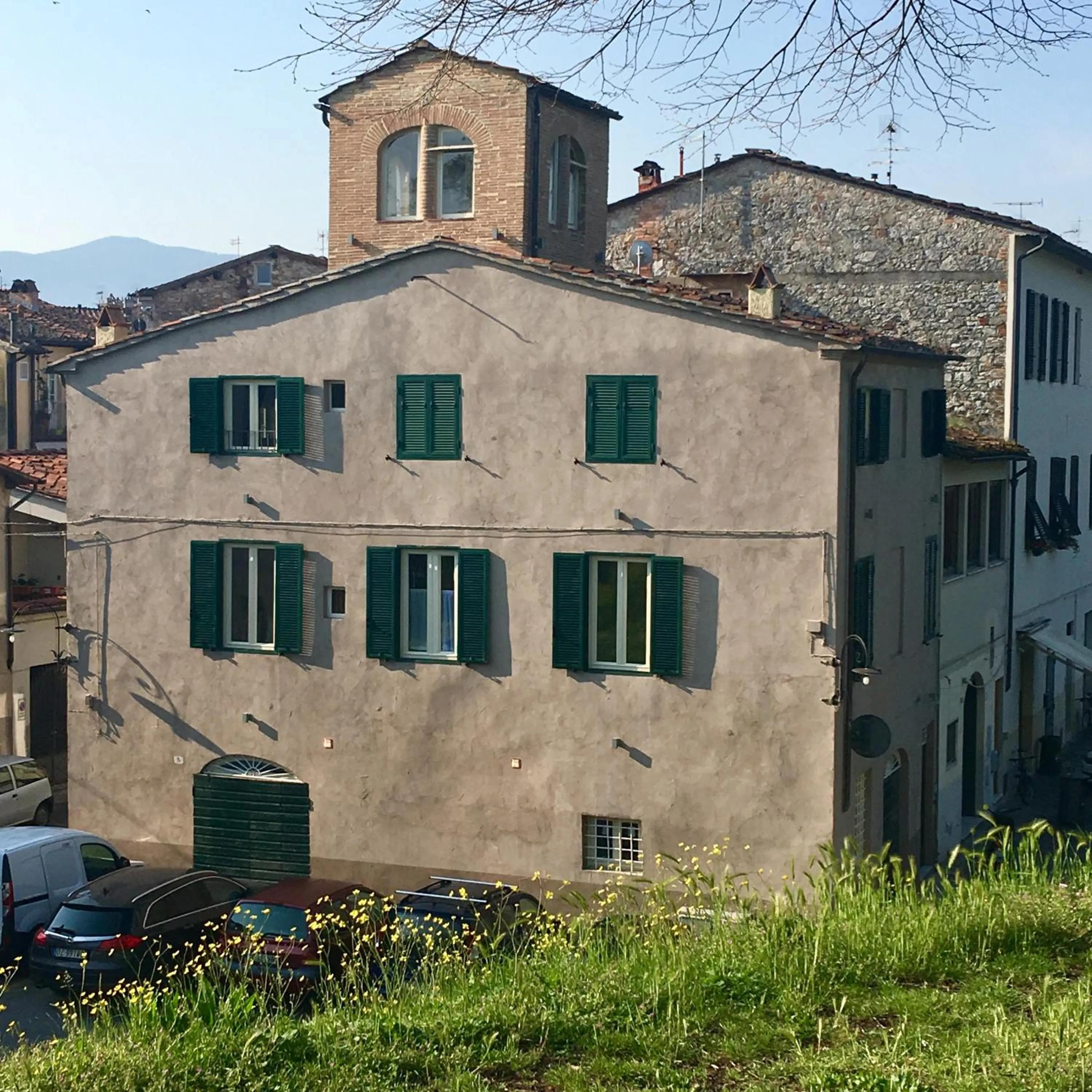 Property building in Inside the Wall