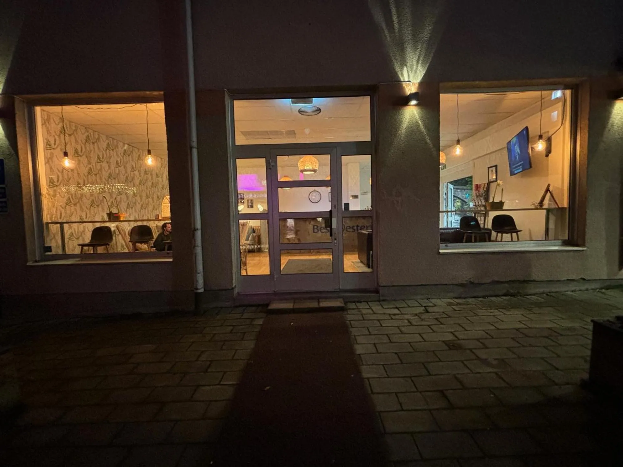 Restaurant/places to eat in Uppsala CityStay Hotel