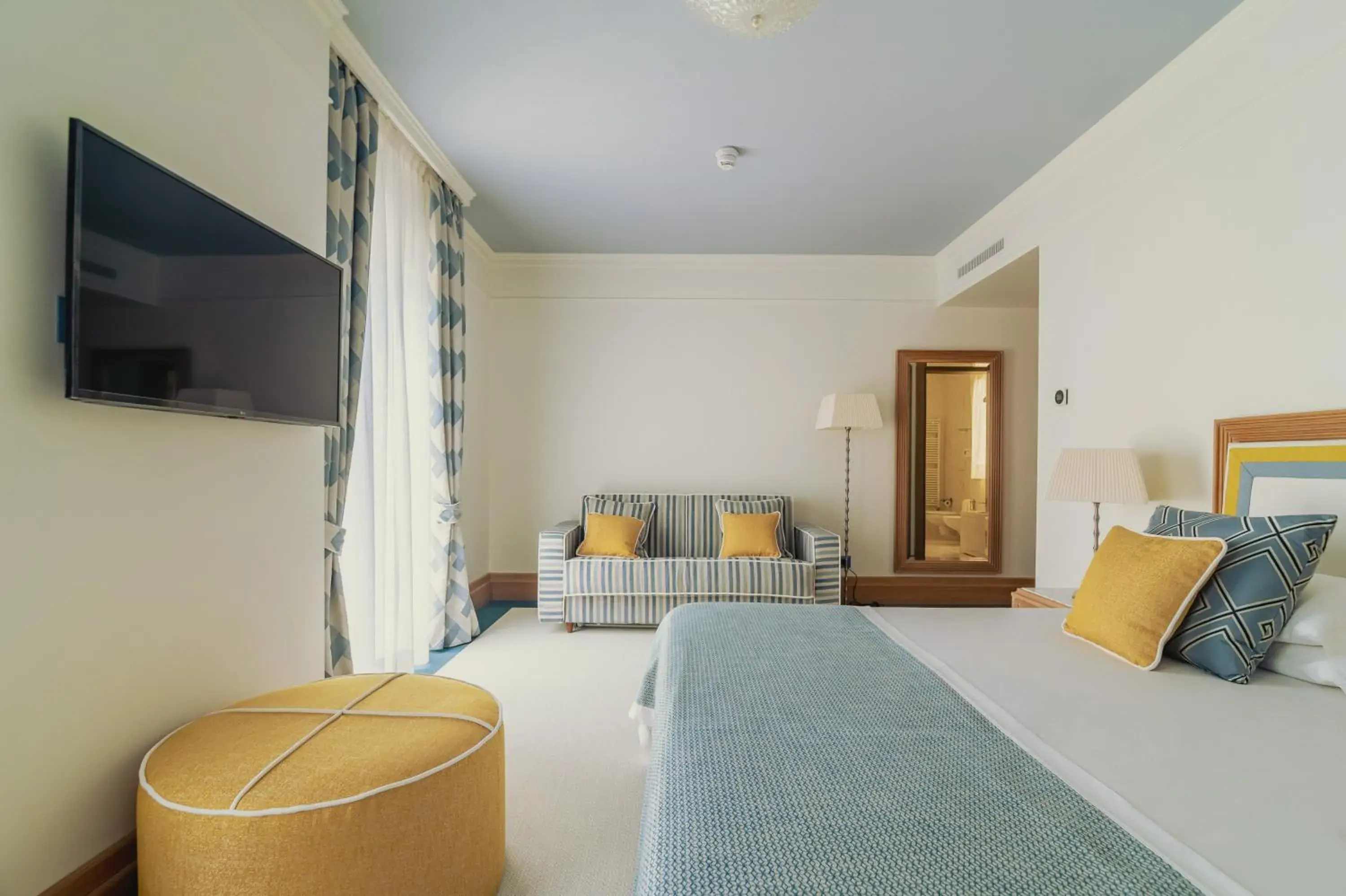 Junior Suite with Garden View in Casa Bianca Al Mare Junior Suite with Garden View in Casa Bianca Al Mare