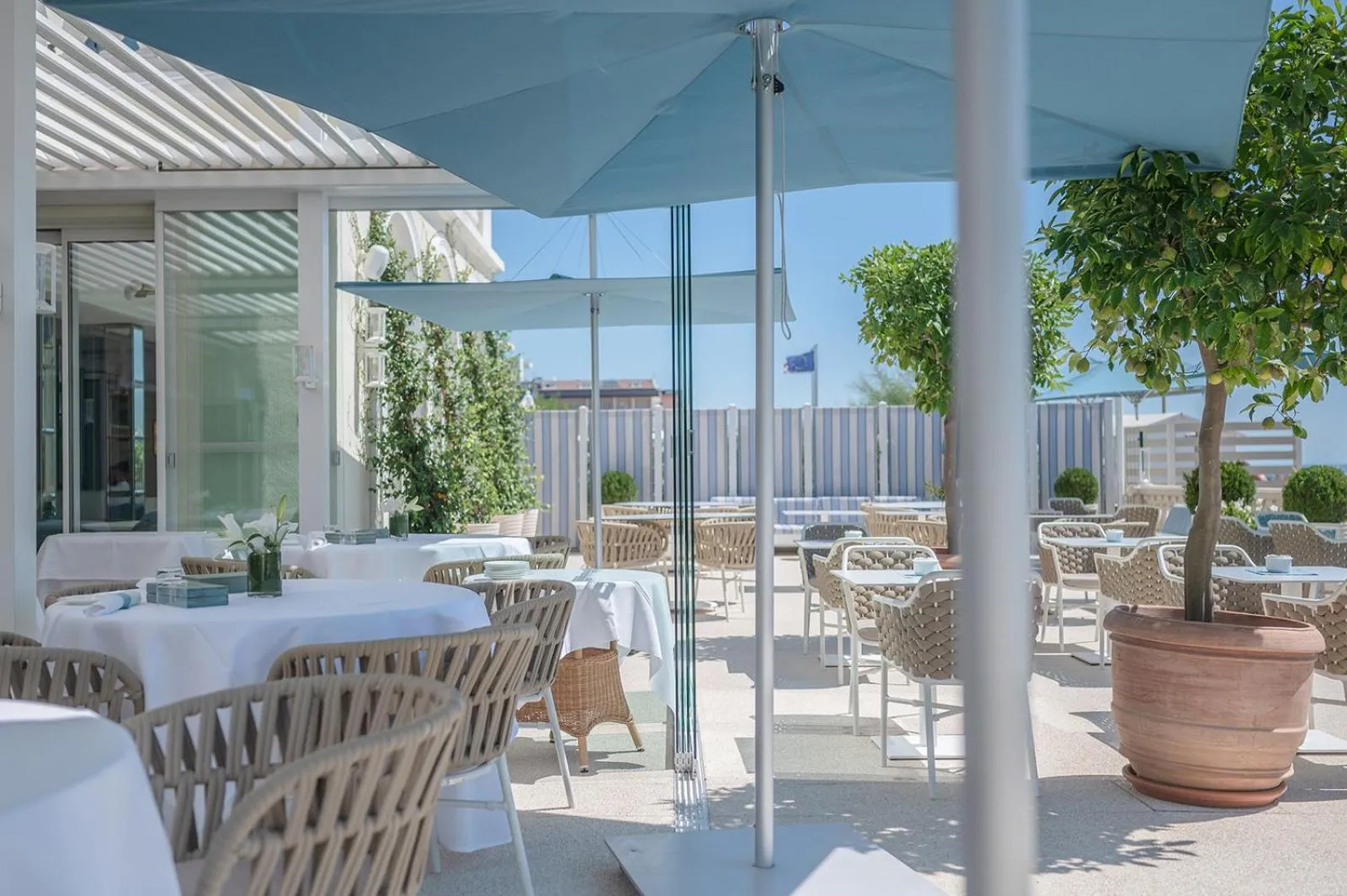 Restaurant/places to eat in Casa Bianca Al Mare