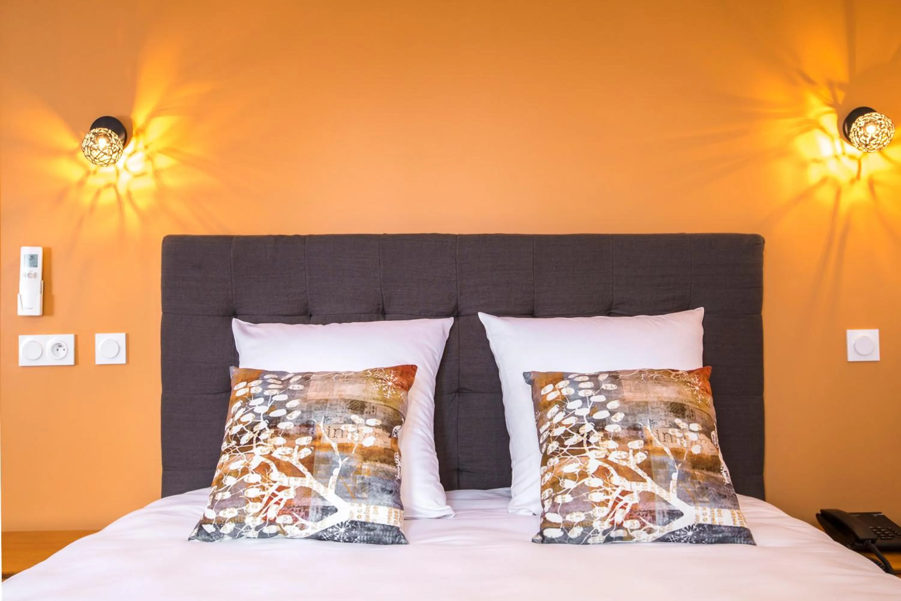 Bed in Hotel Clos Castel Villas Spa