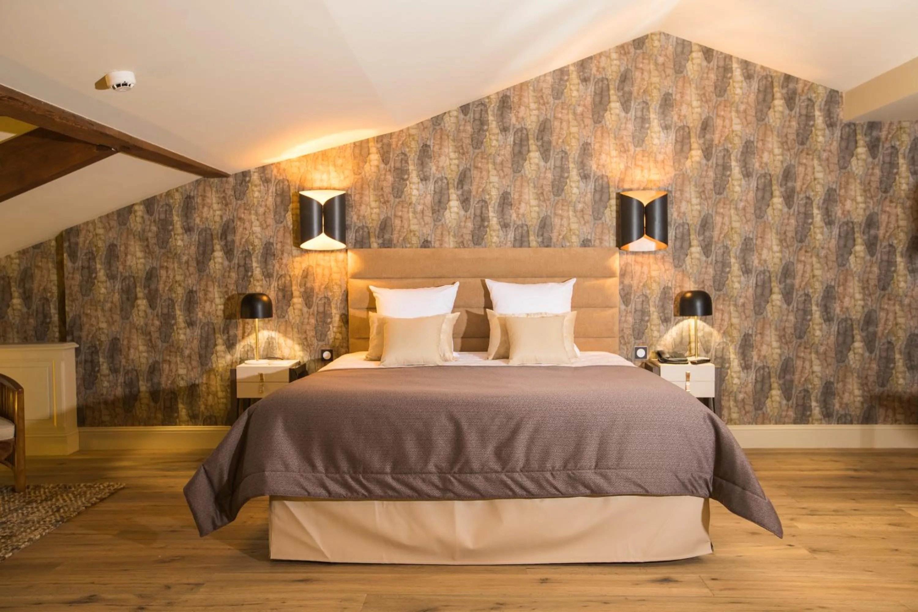 Bed in Hotel Clos Castel Villas Spa