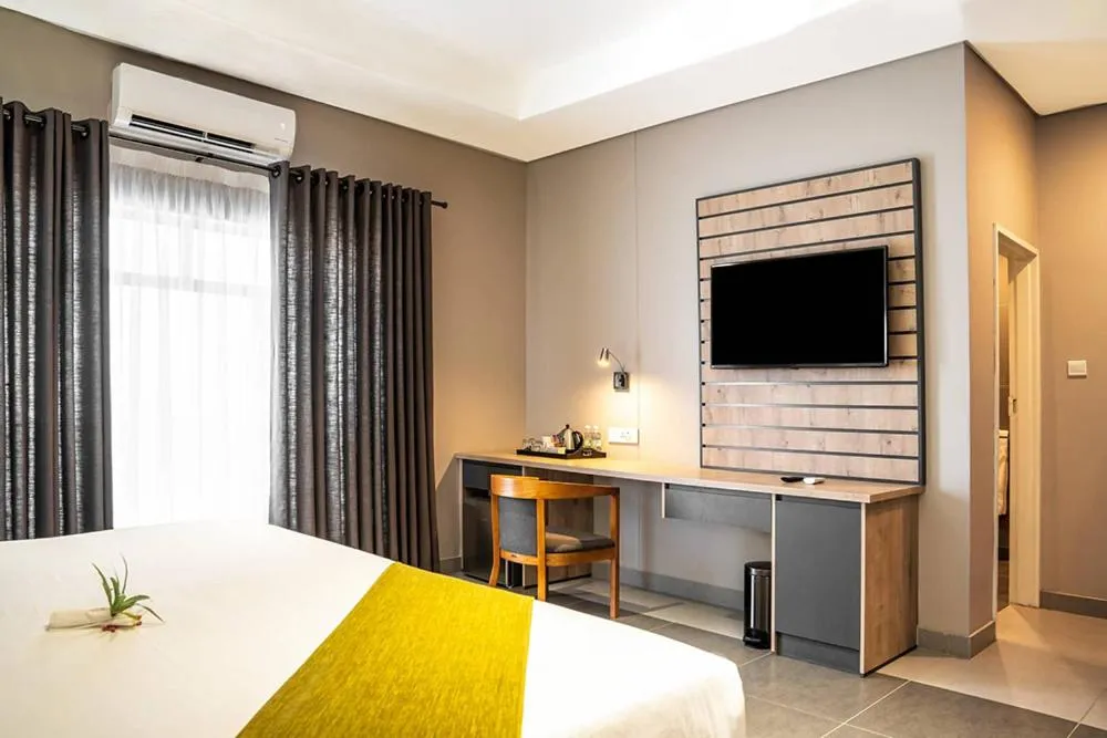 Bedroom, Bed in Kalahari Arms Hotel