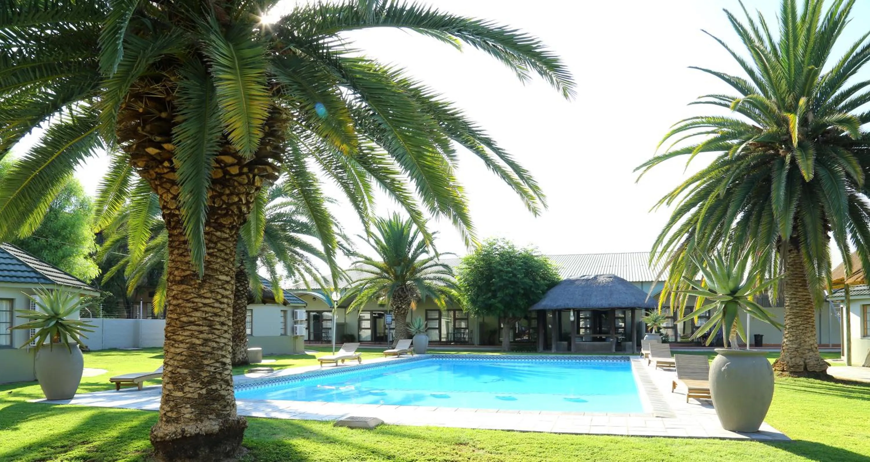 Swimming pool in Kalahari Arms Hotel