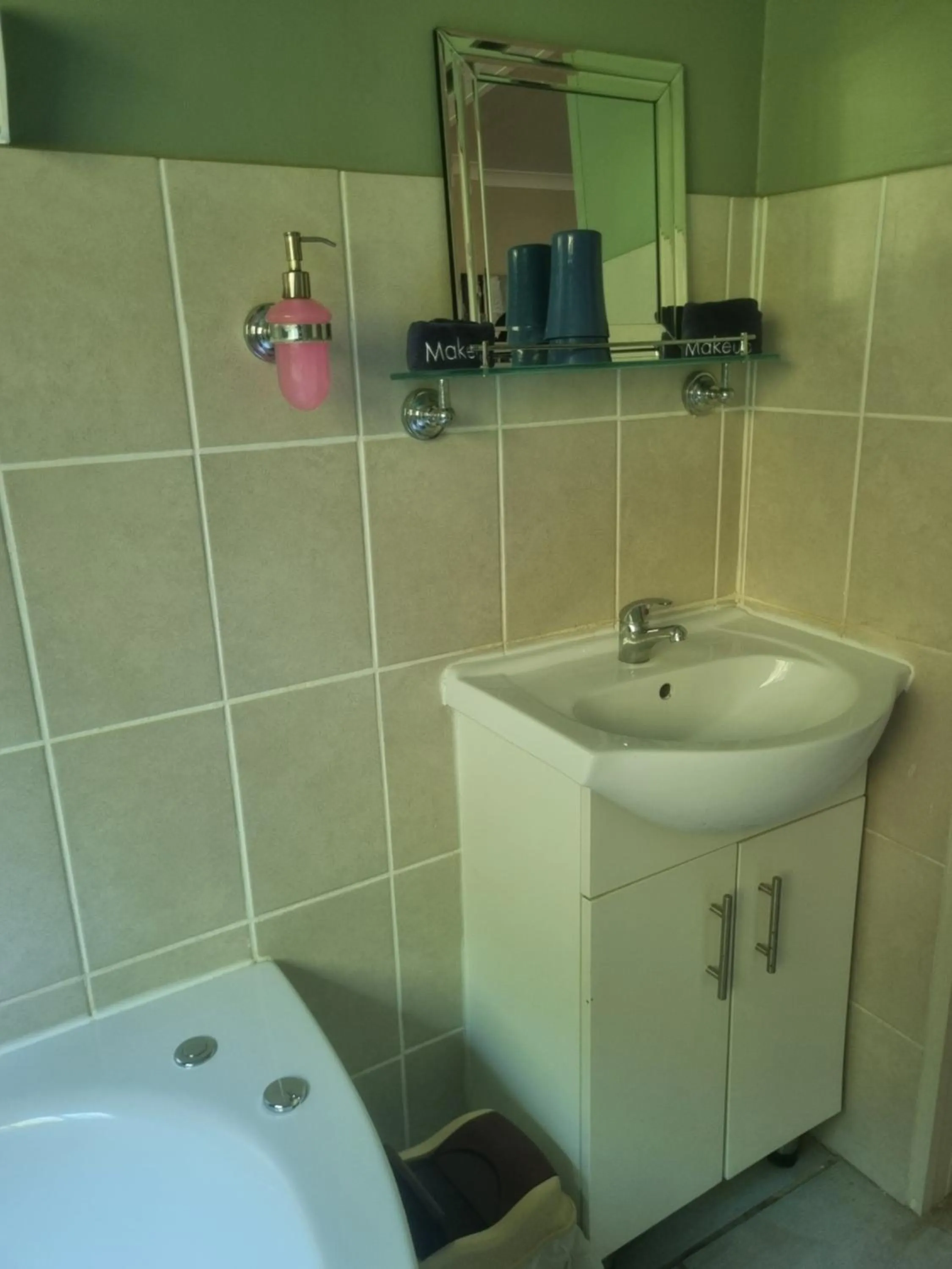 The Cottage on the Corner