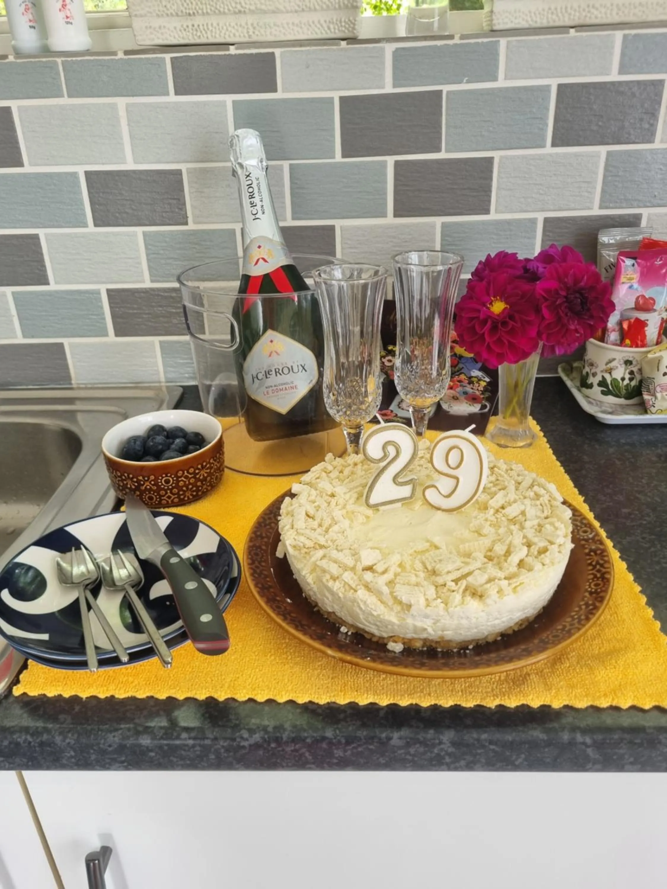 The Cottage on the Corner