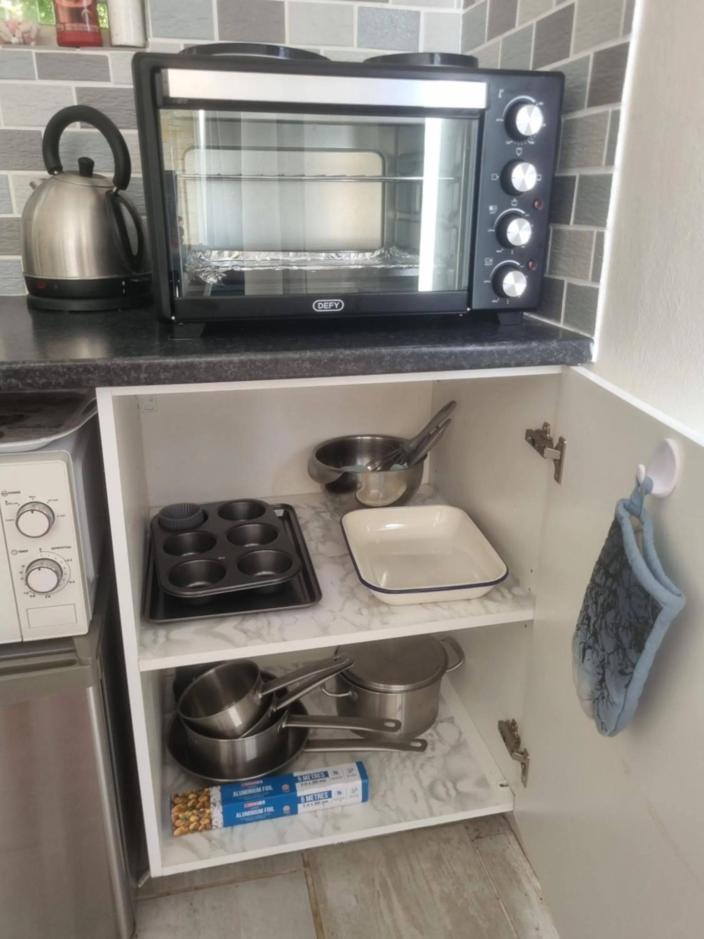 The Cottage on the Corner