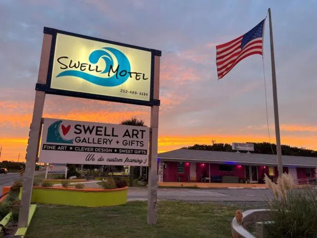 Swell Motel