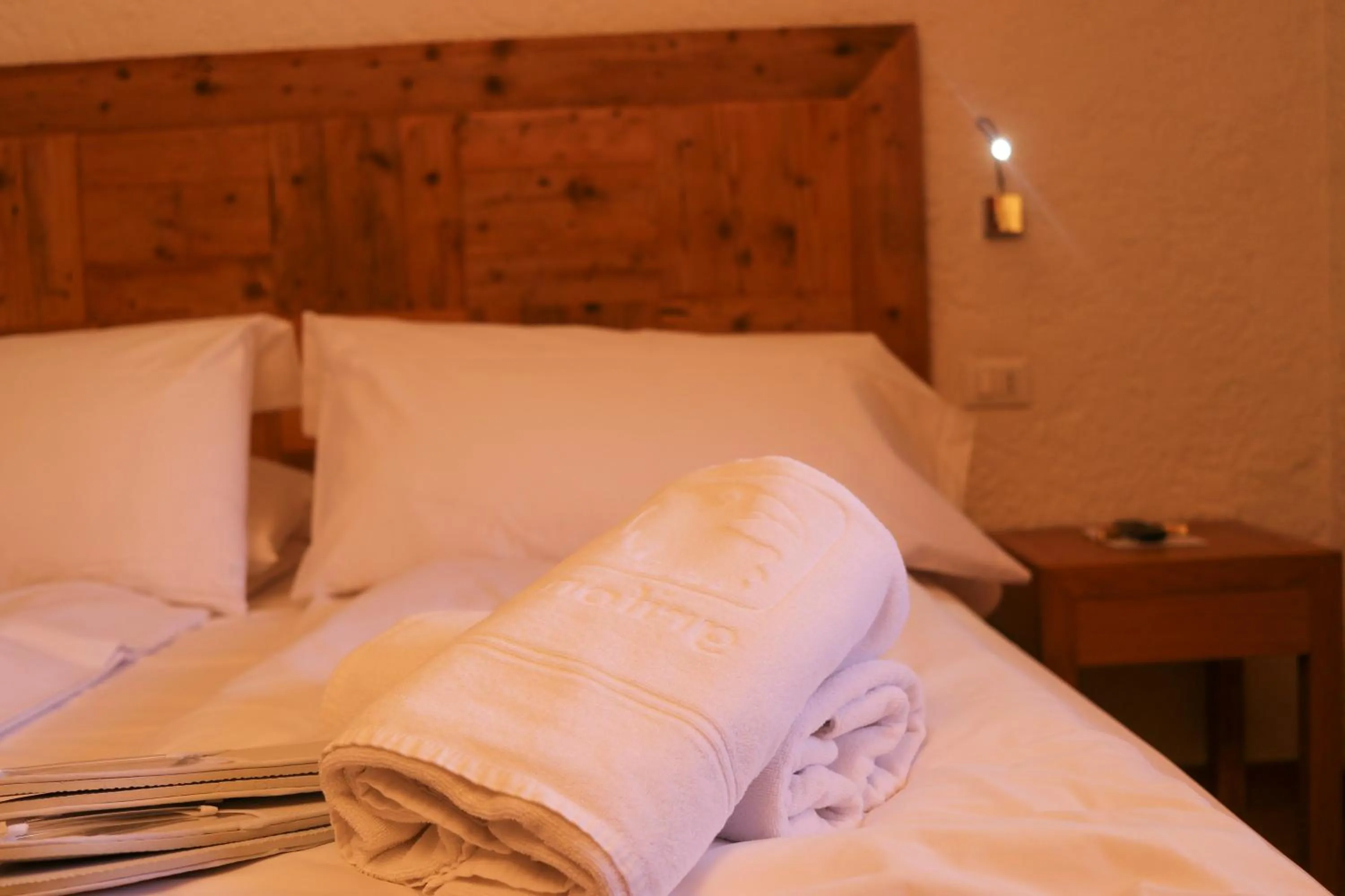 Decorative detail, Bed in Style Hotel Grifone