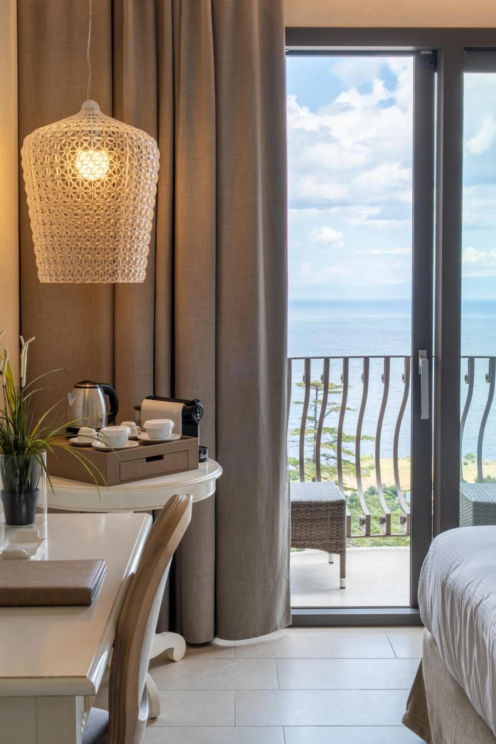 Bed in Villa Fiorita Boutique Hotel