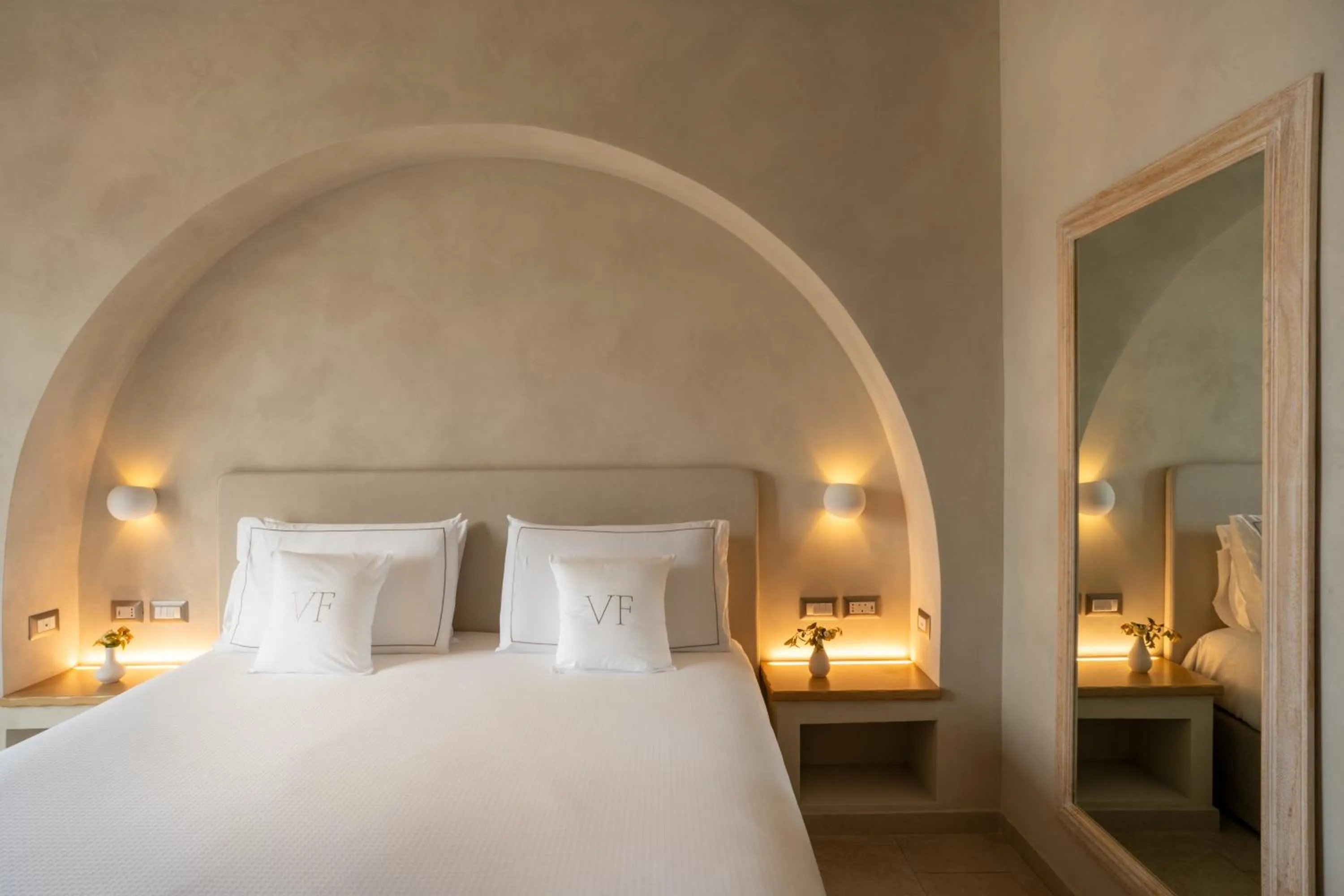 Bed in Villa Fiorita Boutique Hotel