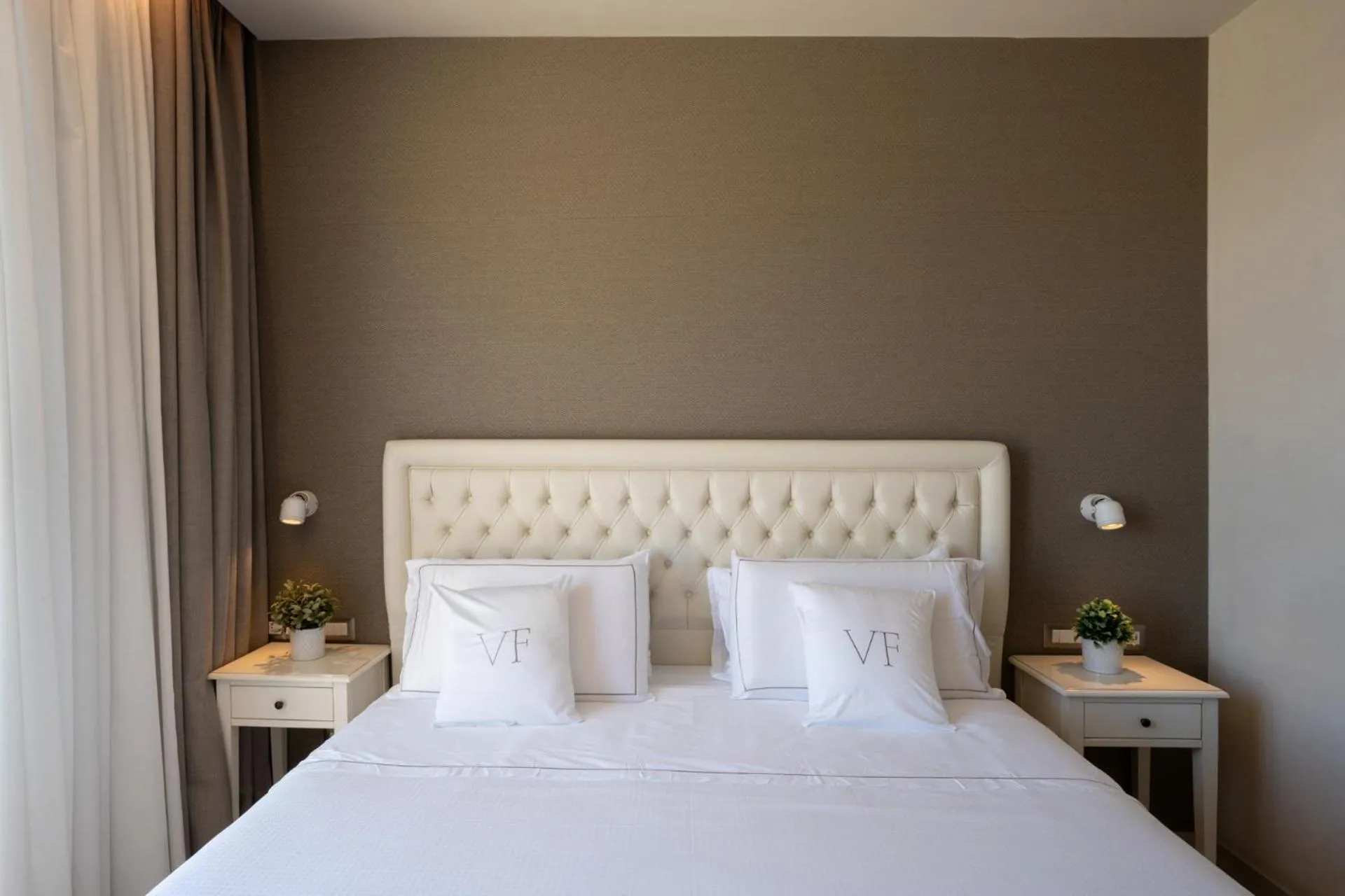 Bed in Villa Fiorita Boutique Hotel