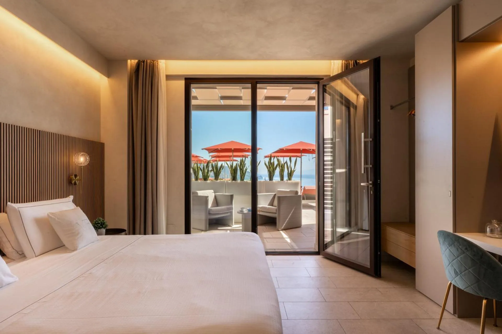 Bed in Villa Fiorita Boutique Hotel