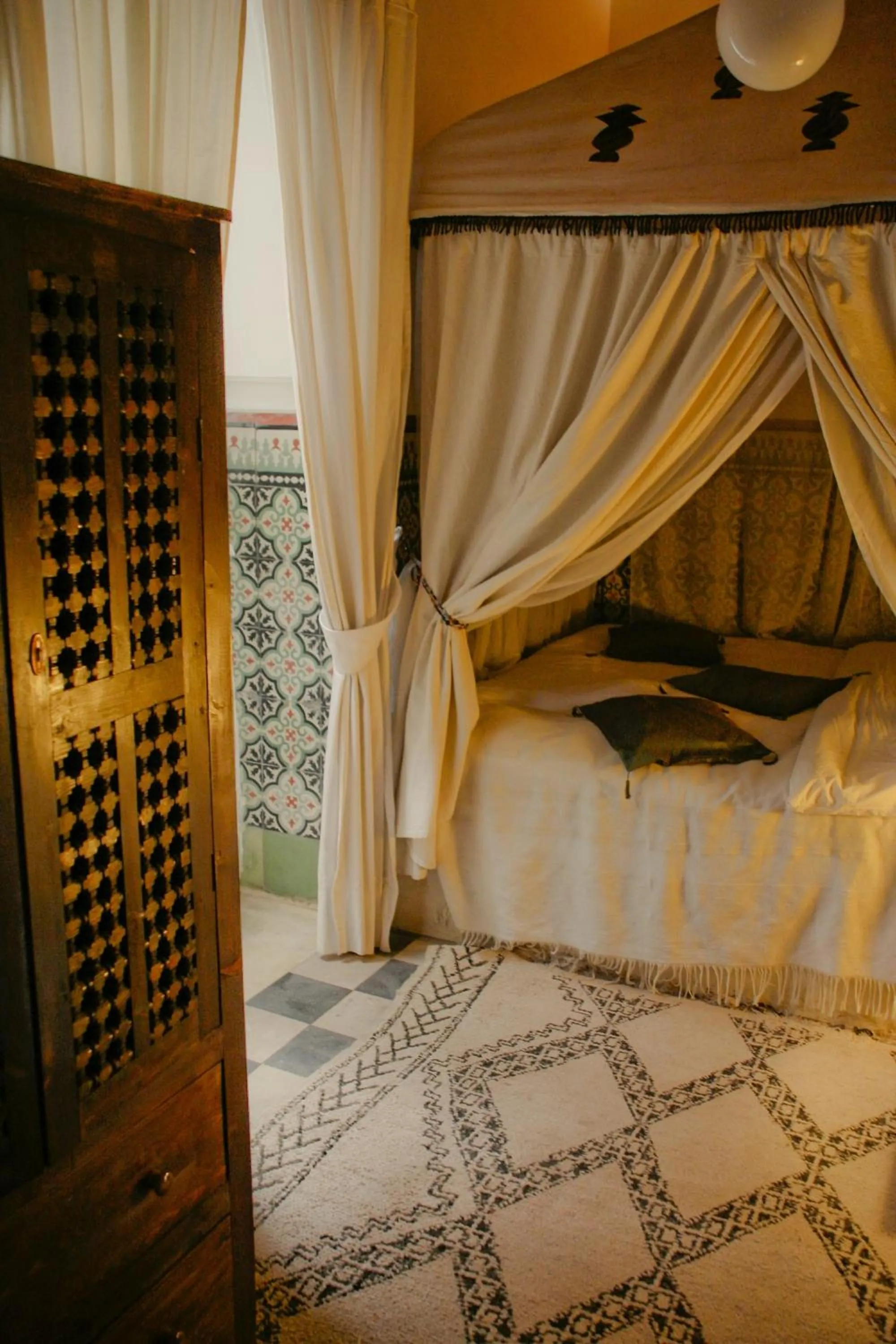 Bed in Riad Tizwa Marrakech