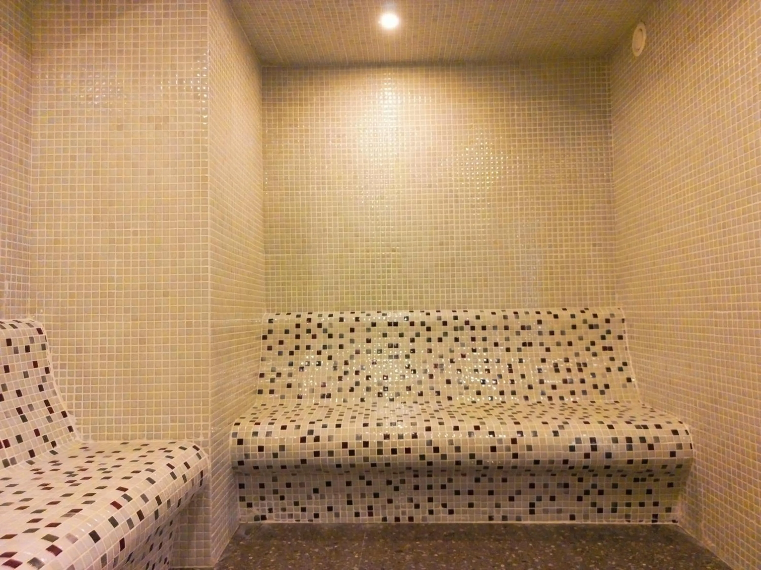 Steam room in Wyndham Grand Kayseri