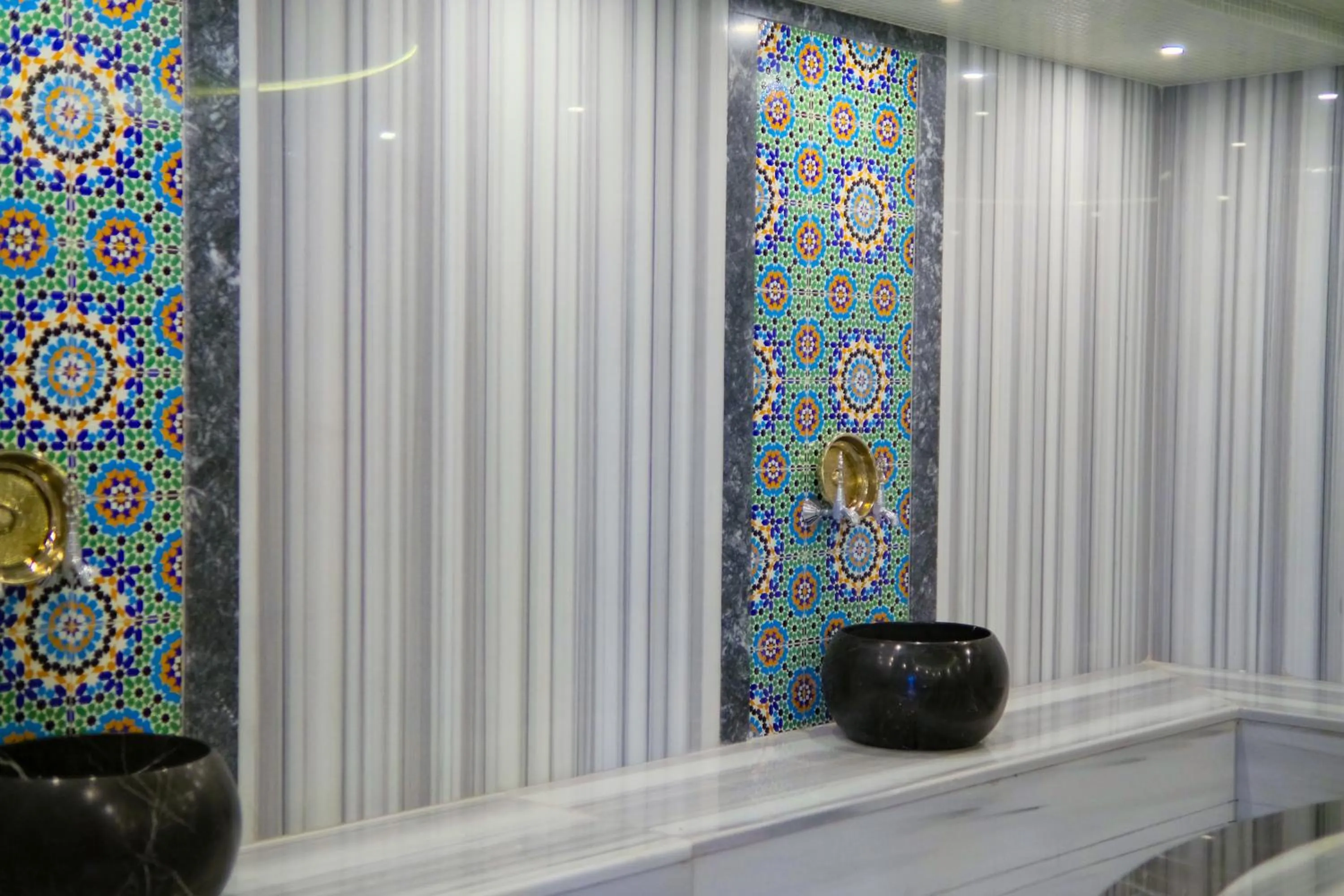 Public Bath in Wyndham Grand Kayseri