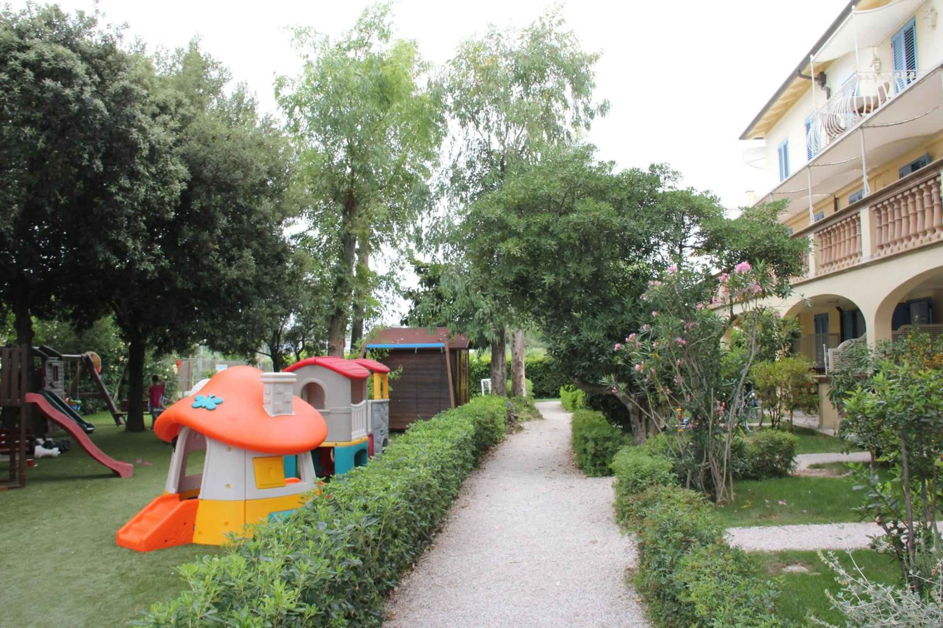 Children play ground in Villa Mazzanta Relais & Hotel