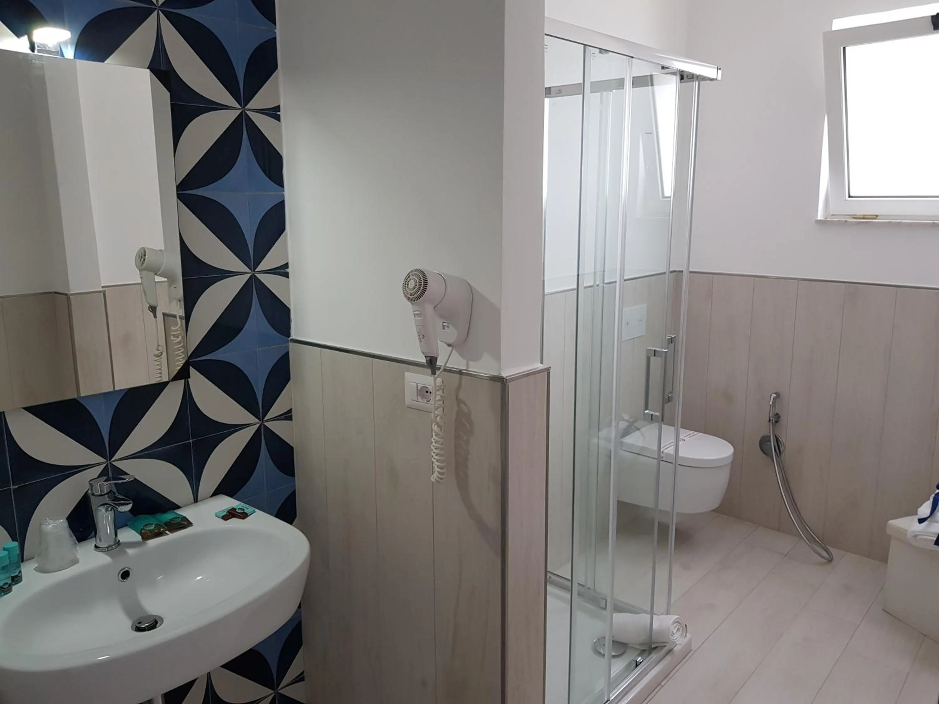 Bathroom in Hotel Oriente