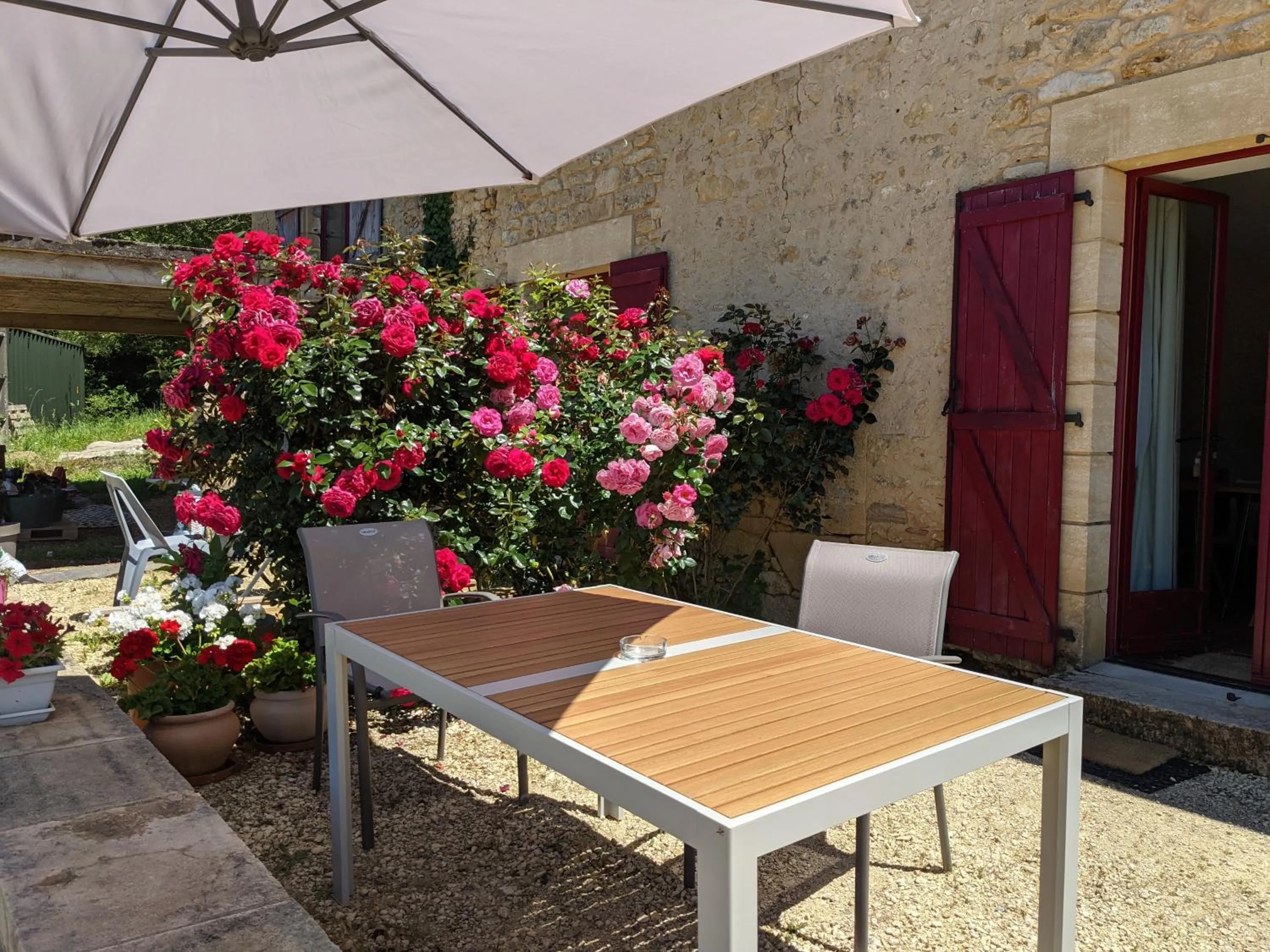 Patio in Domaine de Fleurie