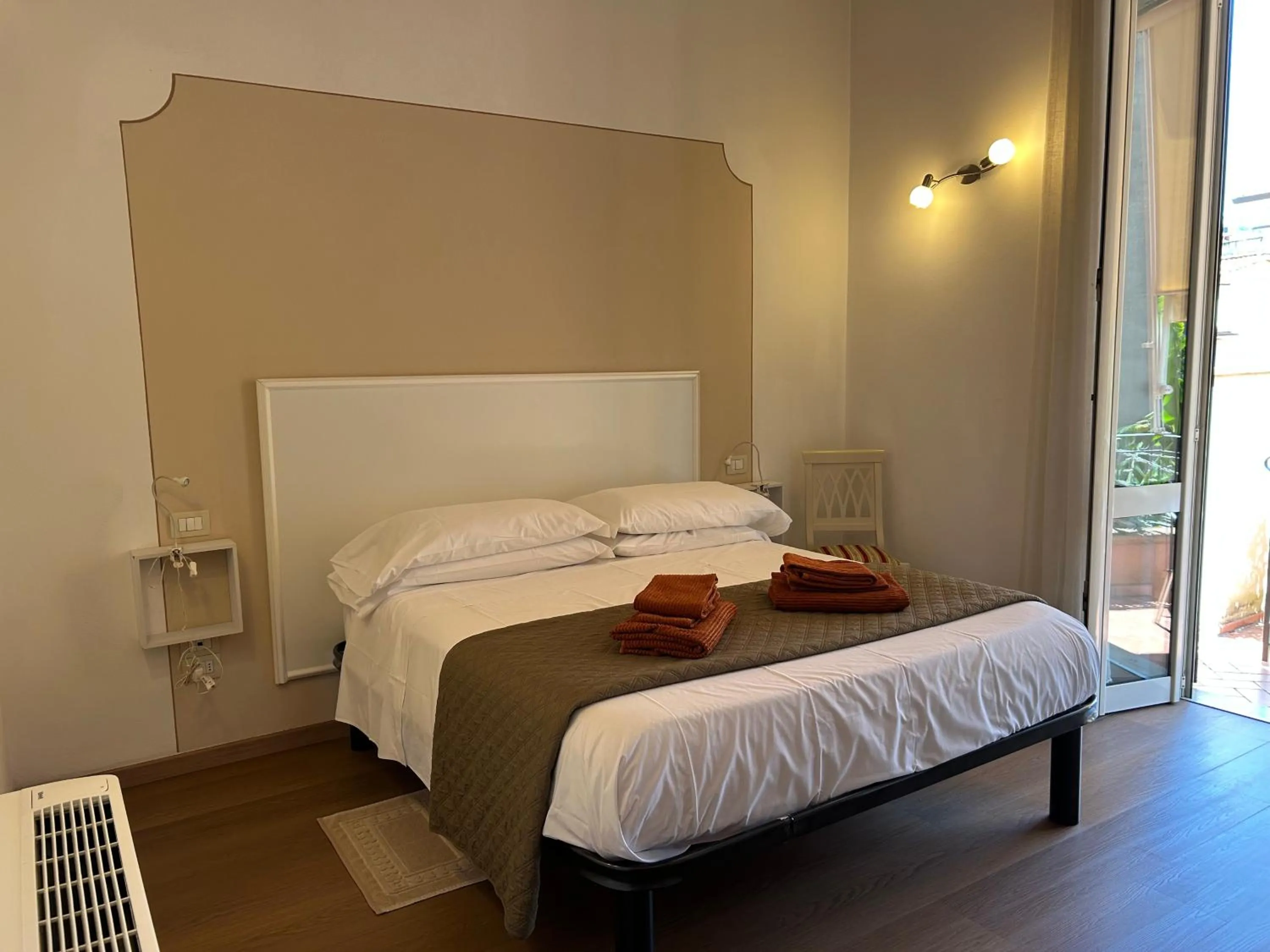 Bed in Residence Gloria