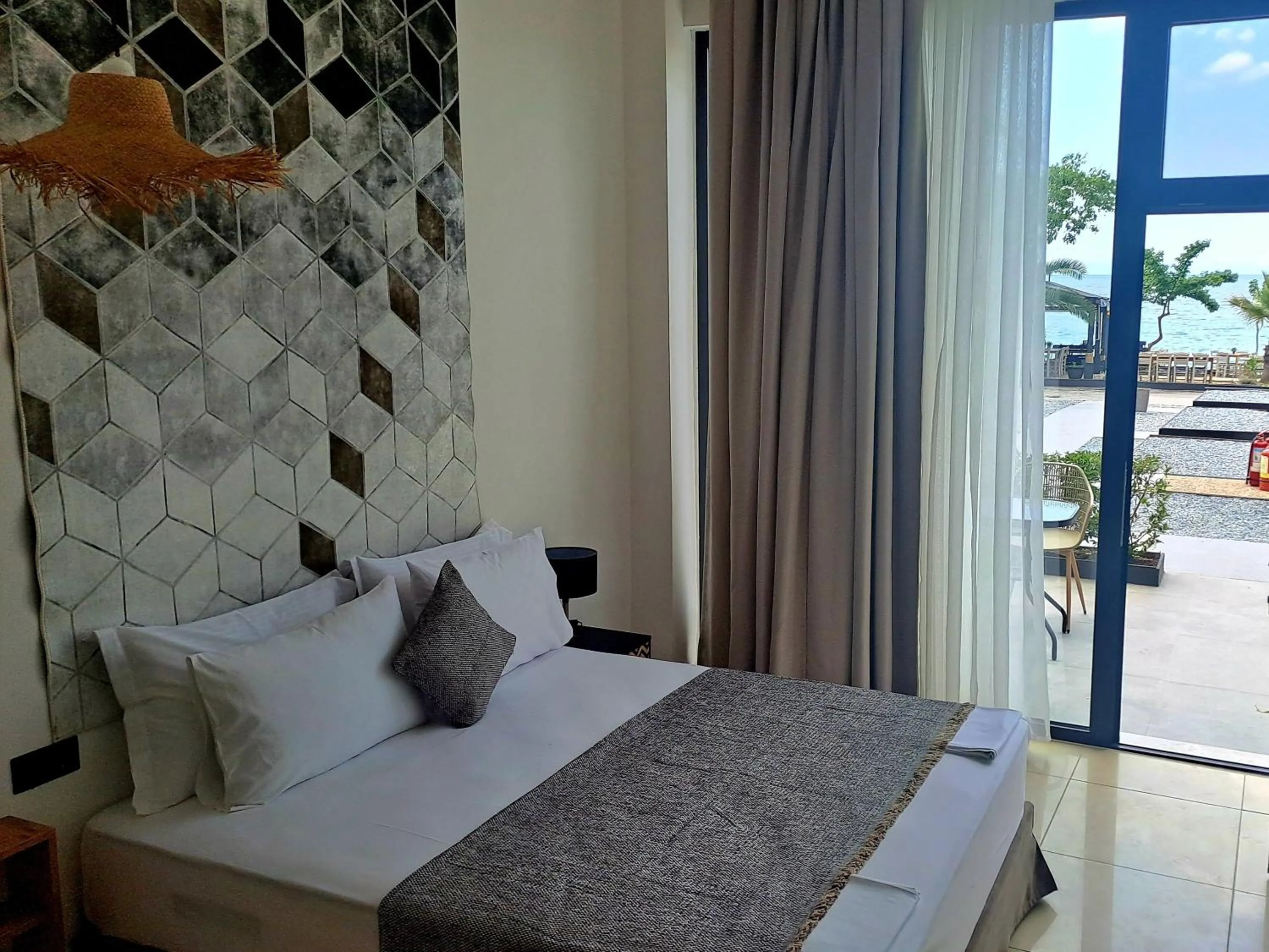 Bed in Beach Hotel Kapahi