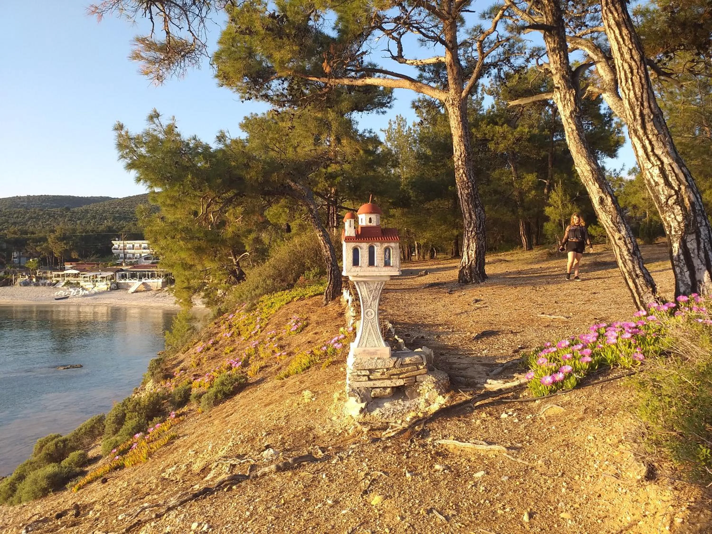 Nearby landmark in Beach Hotel Kapahi