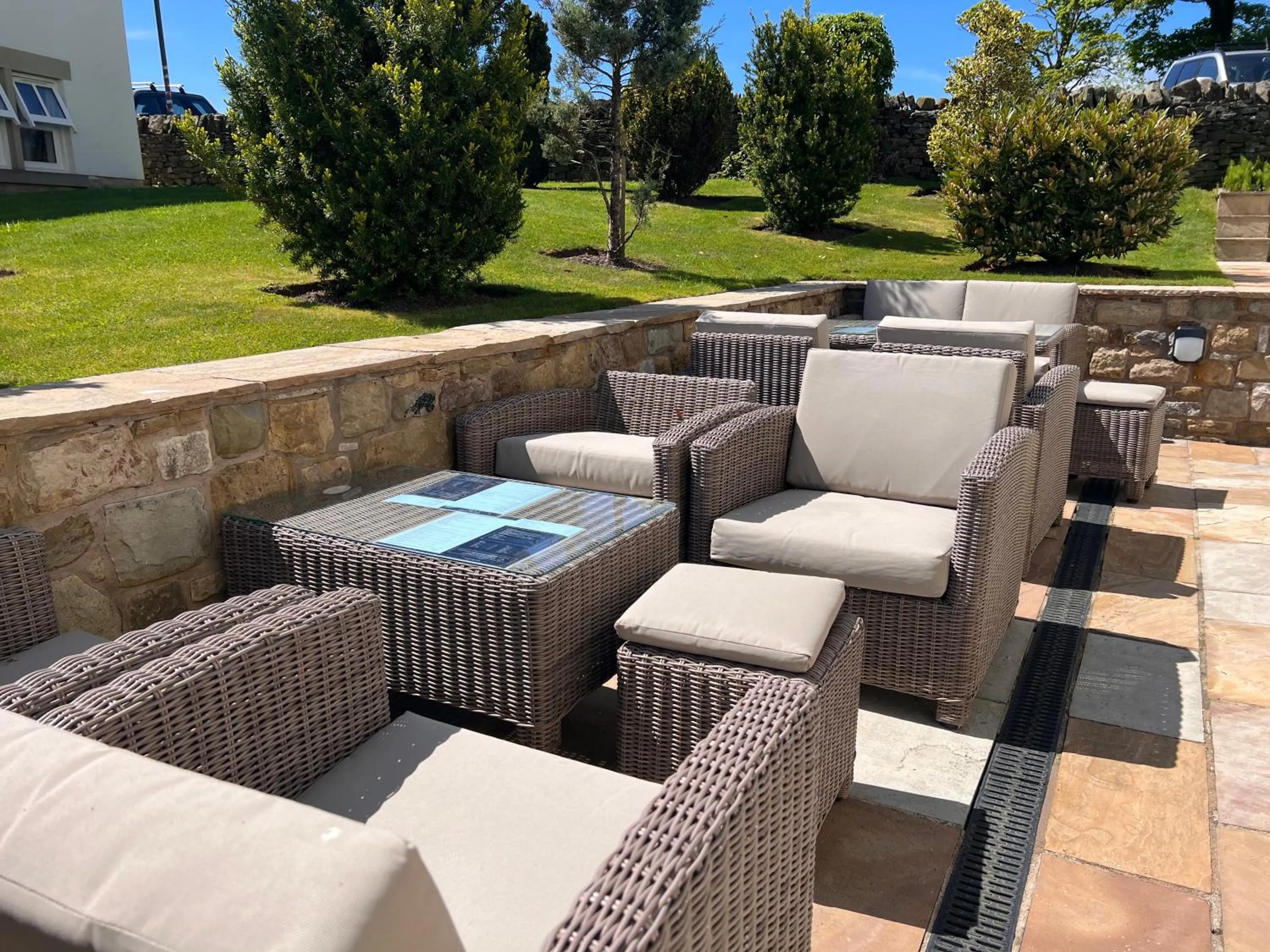 Patio in The Craven Heifer Inn
