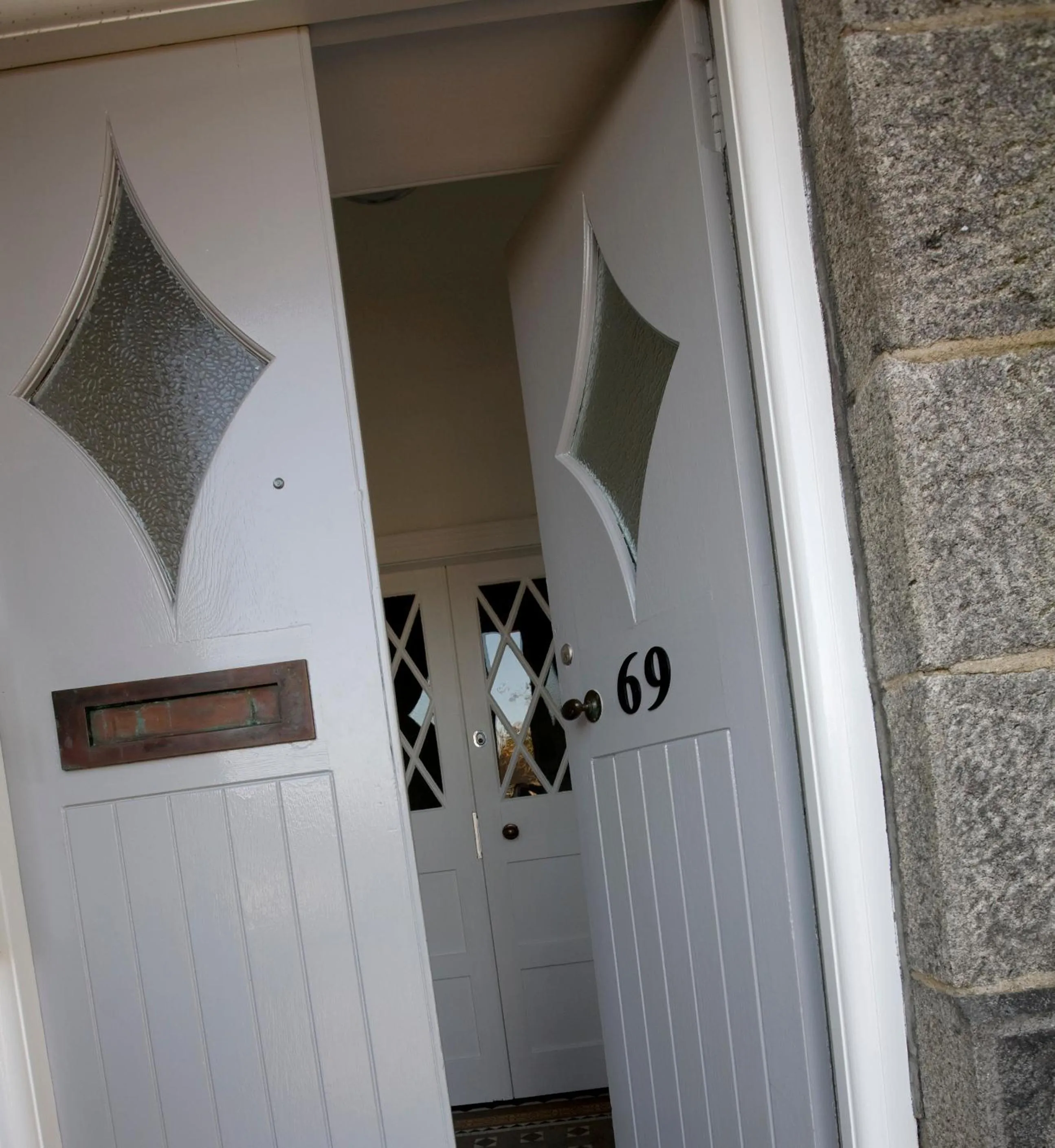 Facade/entrance in Aberdeen Serviced Apartments - The Lodge