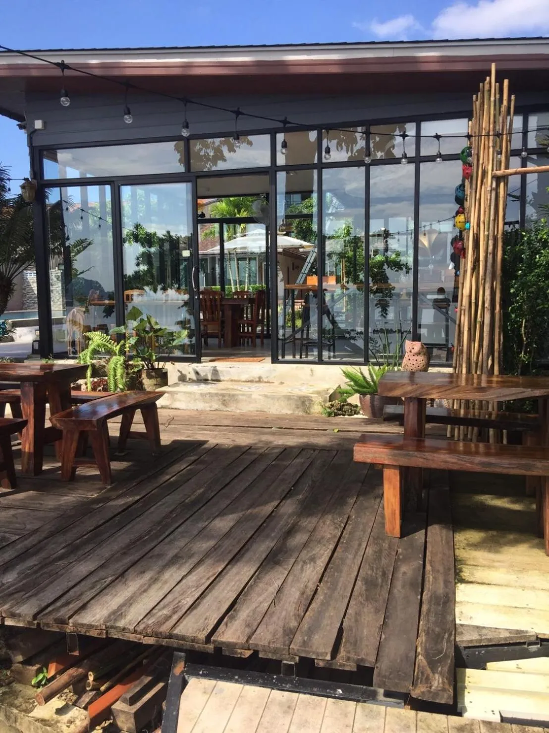 Restaurant/places to eat in Blue Orchid Beach Krabi - SHA Certified