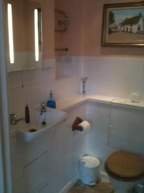 Bathroom in Molyneux Guesthouse