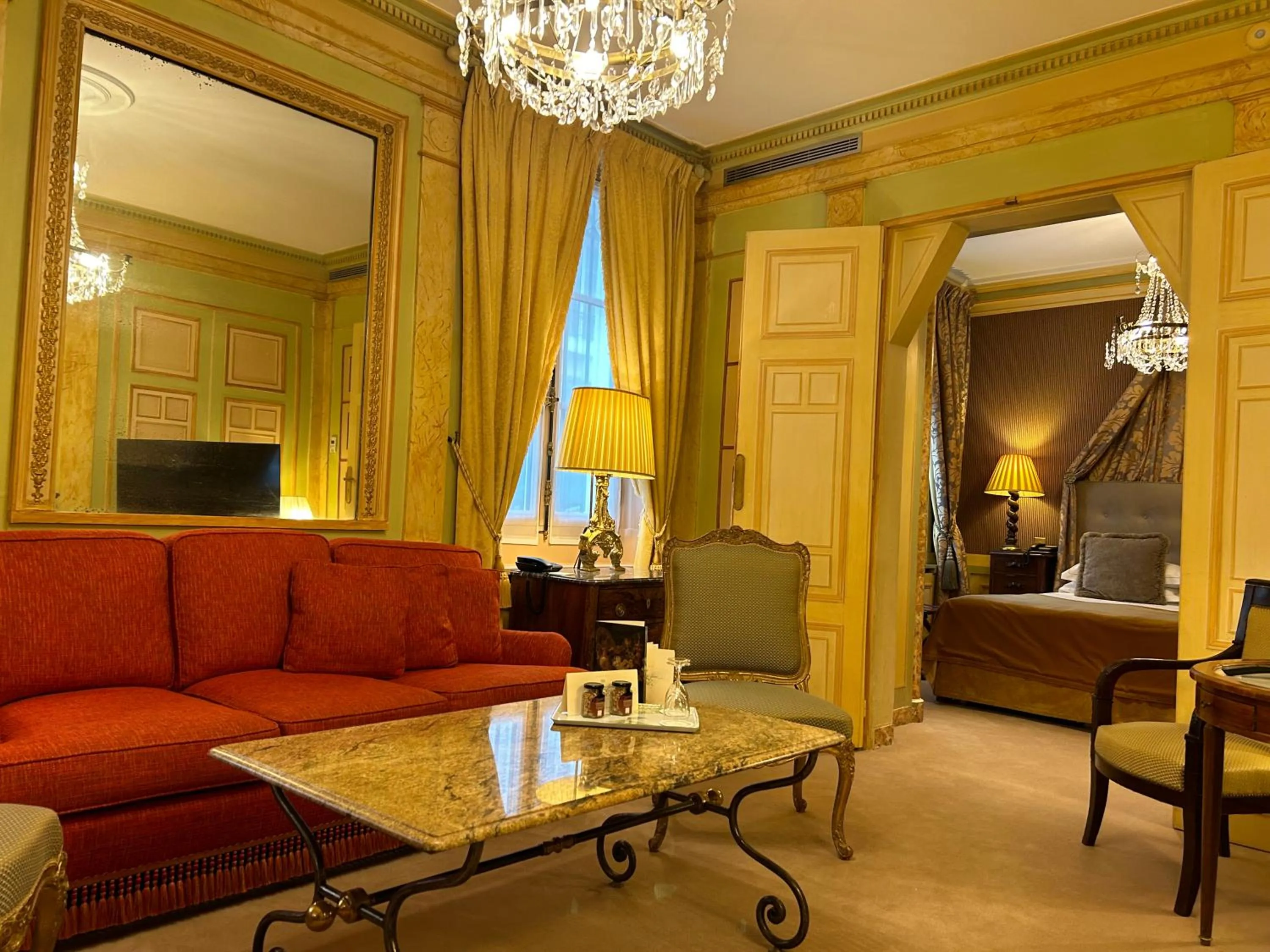 Hôtel Duc De St-Simon