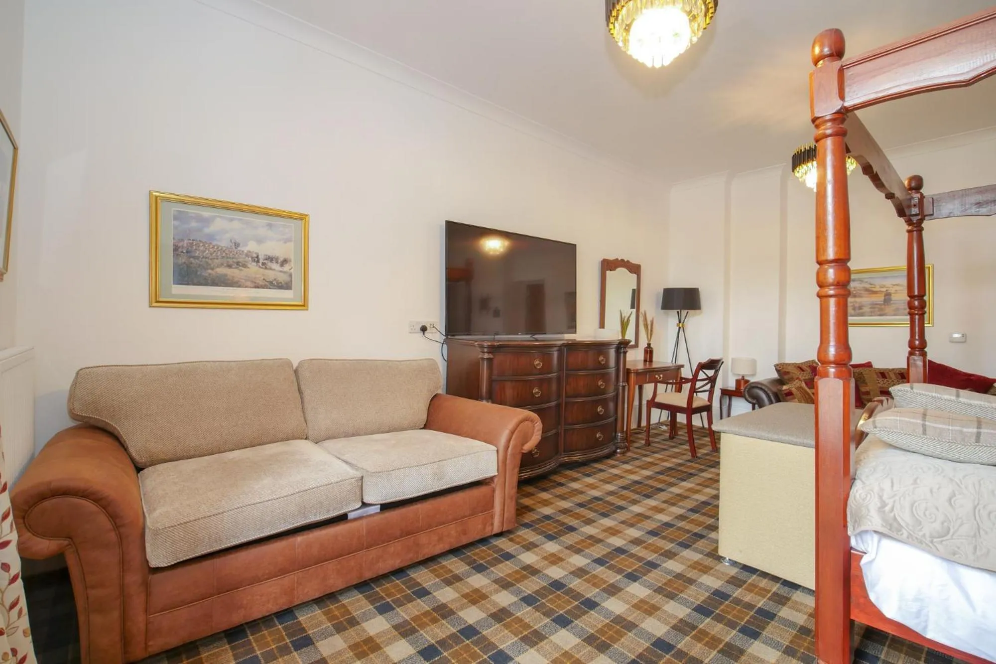 Bed in Redcliffe Hotel