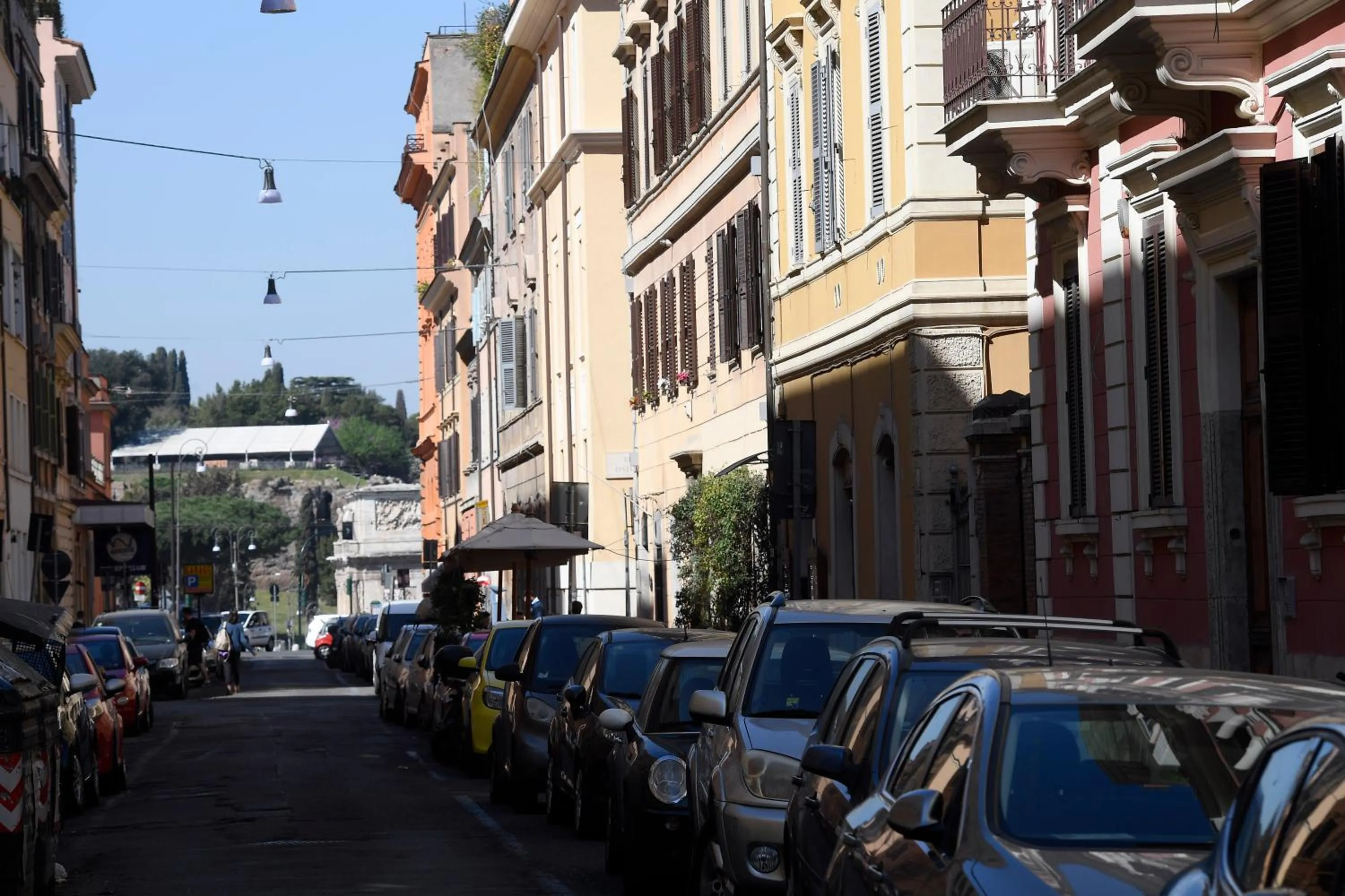 Street view in CAPO D'AFRICA 30 - COLOSSEO