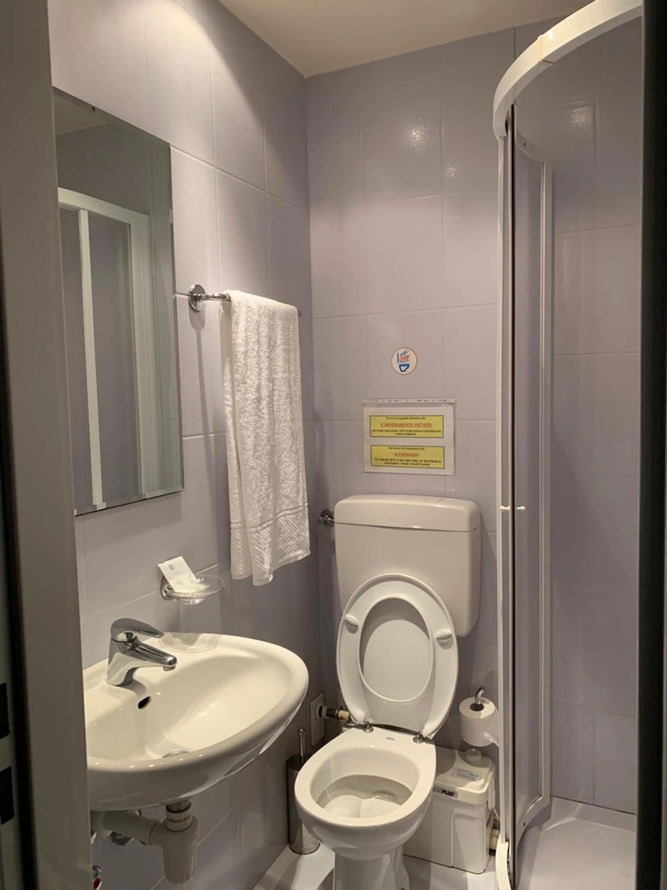 Bathroom in HOTEL ELENA