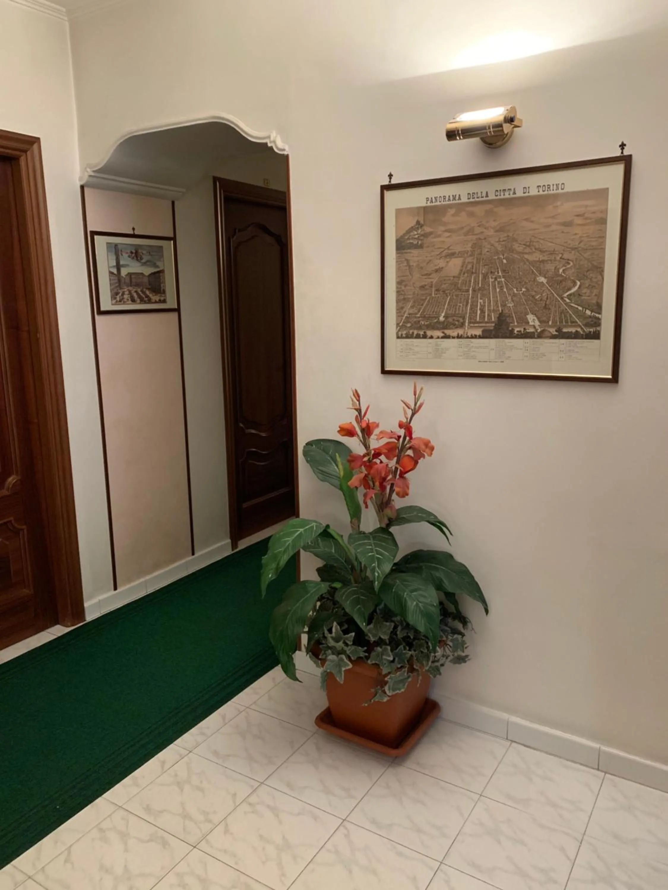 Lobby or reception in HOTEL ELENA