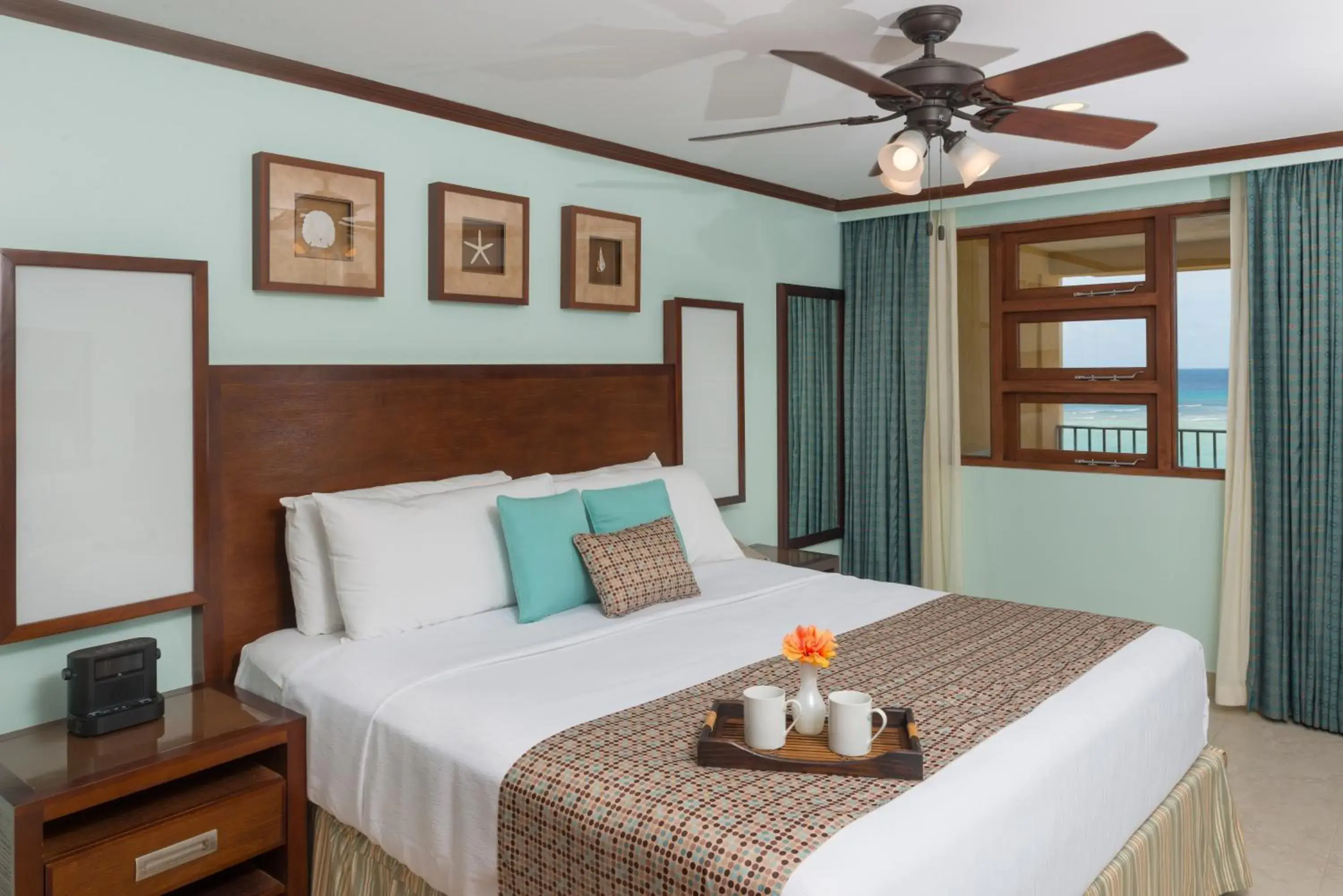 Two Bedroom Penthouse Suite with Seaview in Yellow Bird Hotel Two Bedroom Penthouse Suite with Seaview in Yellow Bird Hotel