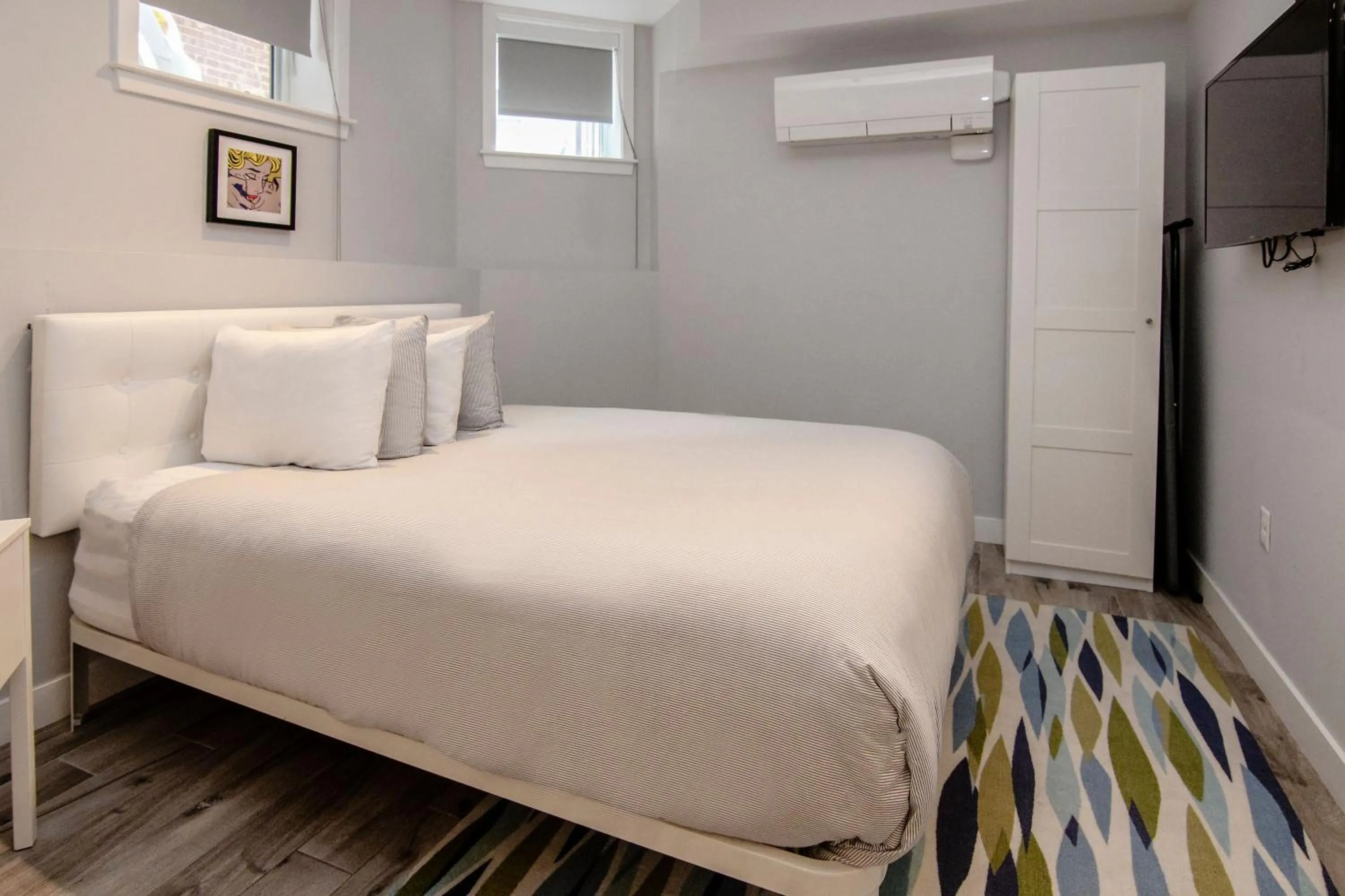 Bed in A Stylish Stay w/ a Queen Bed, Heated Floors.. #3