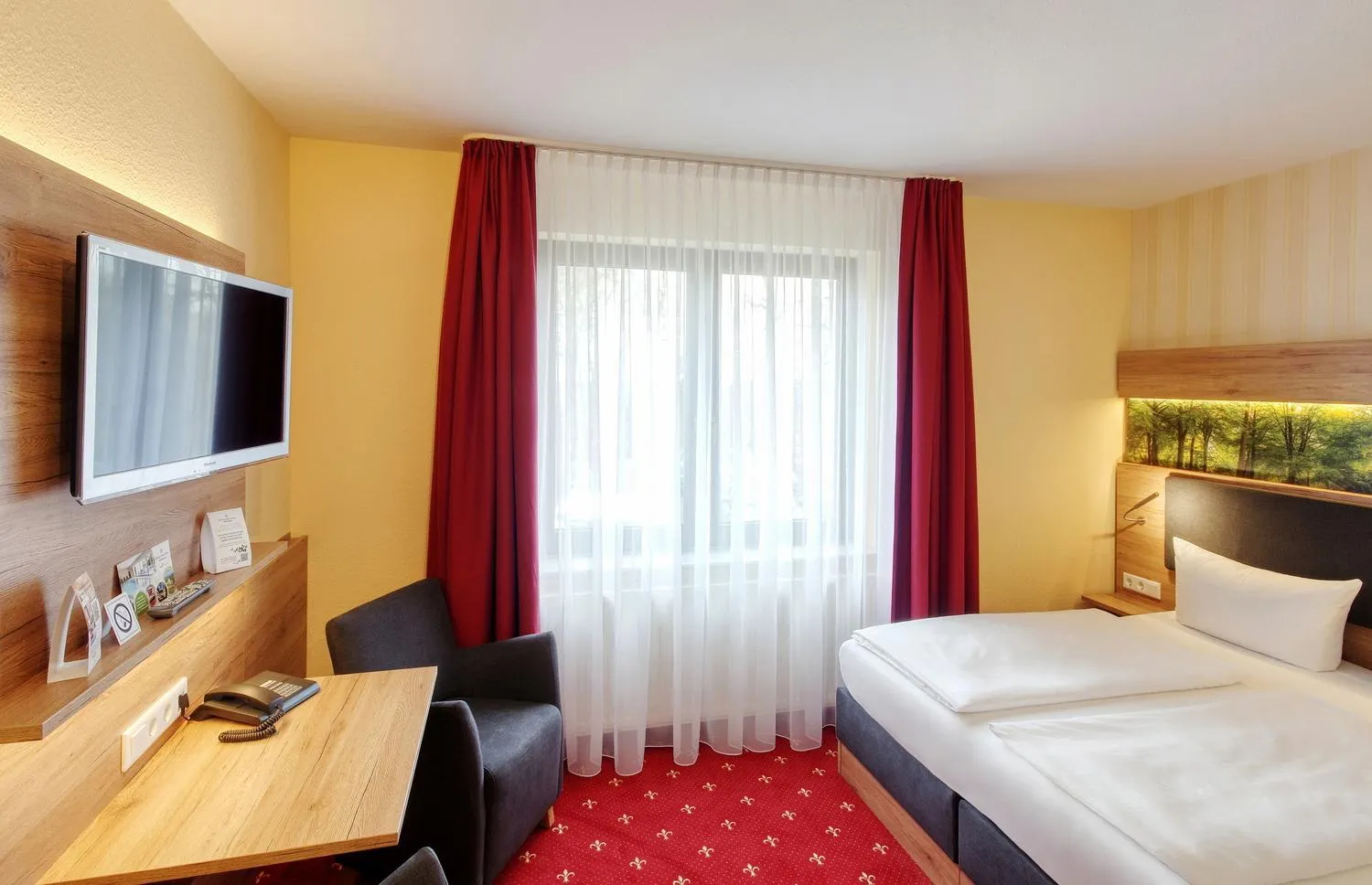Photo of the whole room, Bed in Akzent Aktiv & Vital Hotel Thüringen
