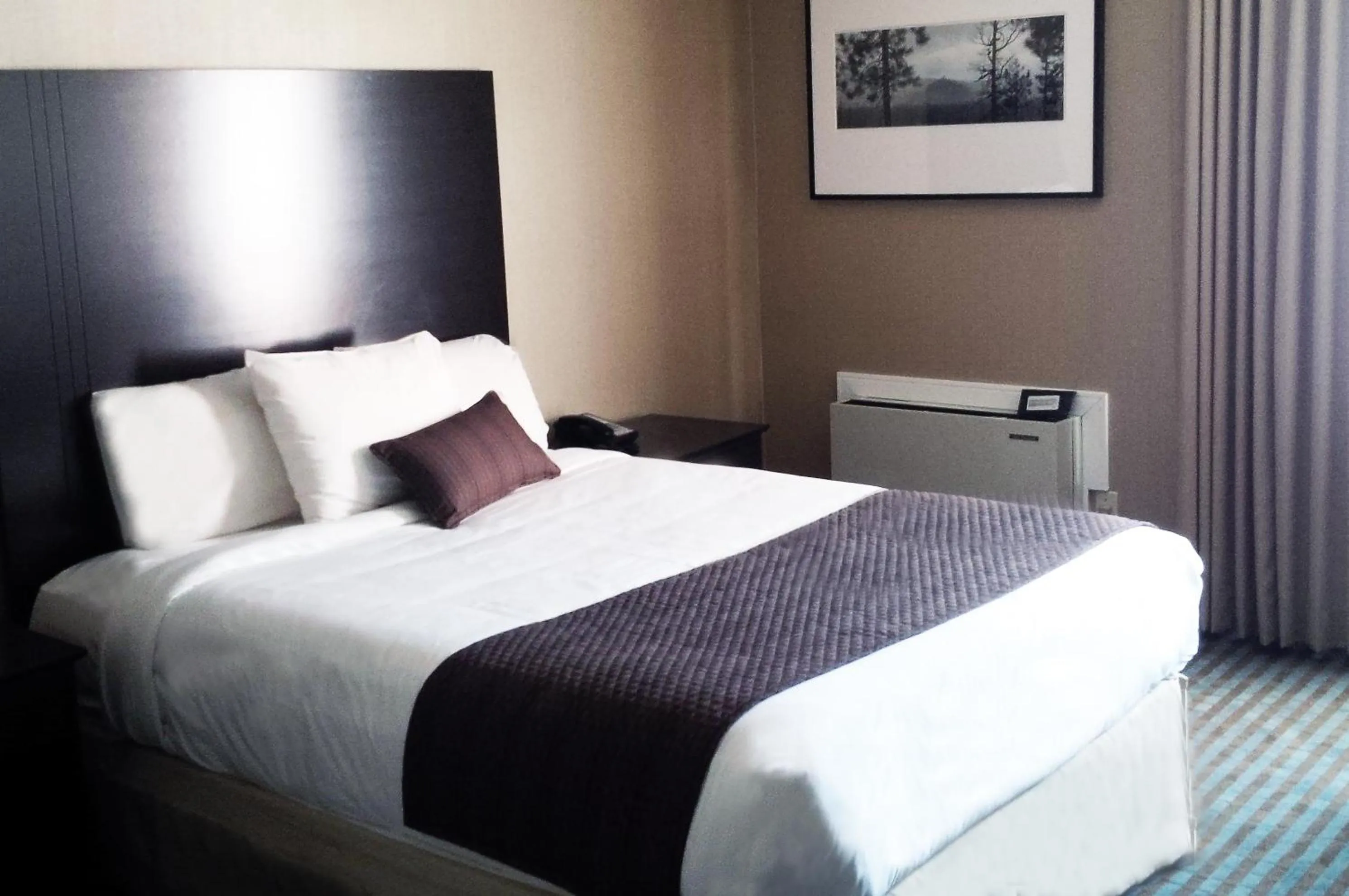 Bed in Days Inn by Wyndham Stouffville