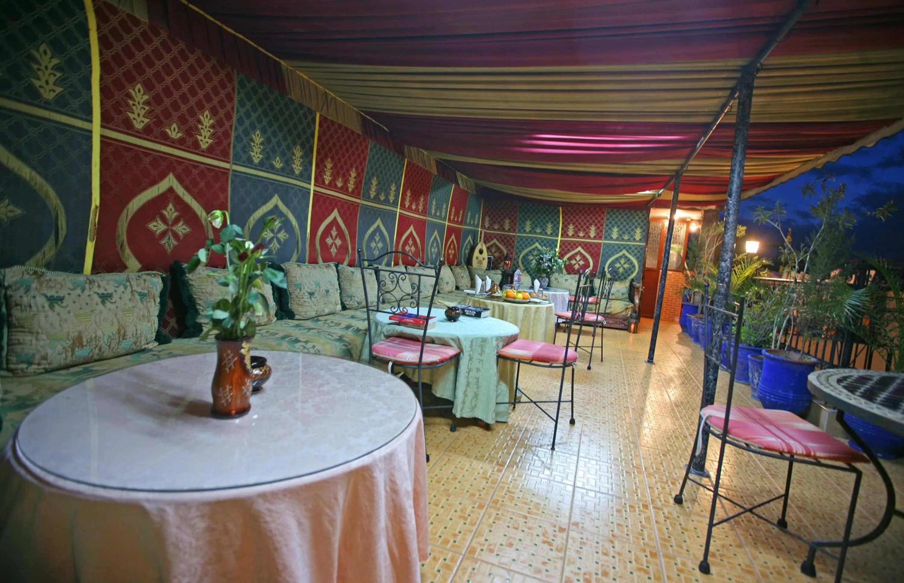 Restaurant/places to eat in Riad Taghazoute