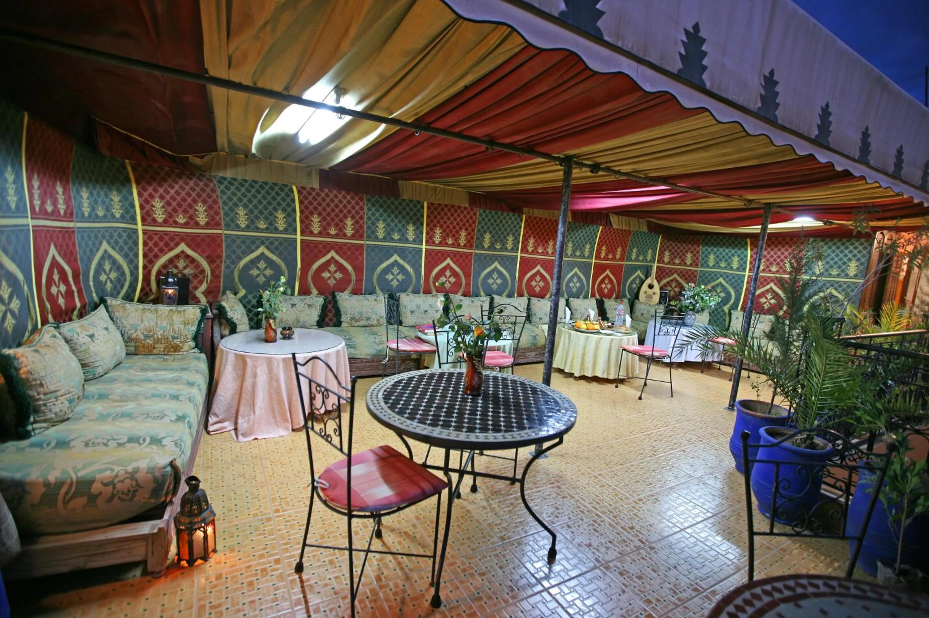 Restaurant/places to eat in Riad Taghazoute