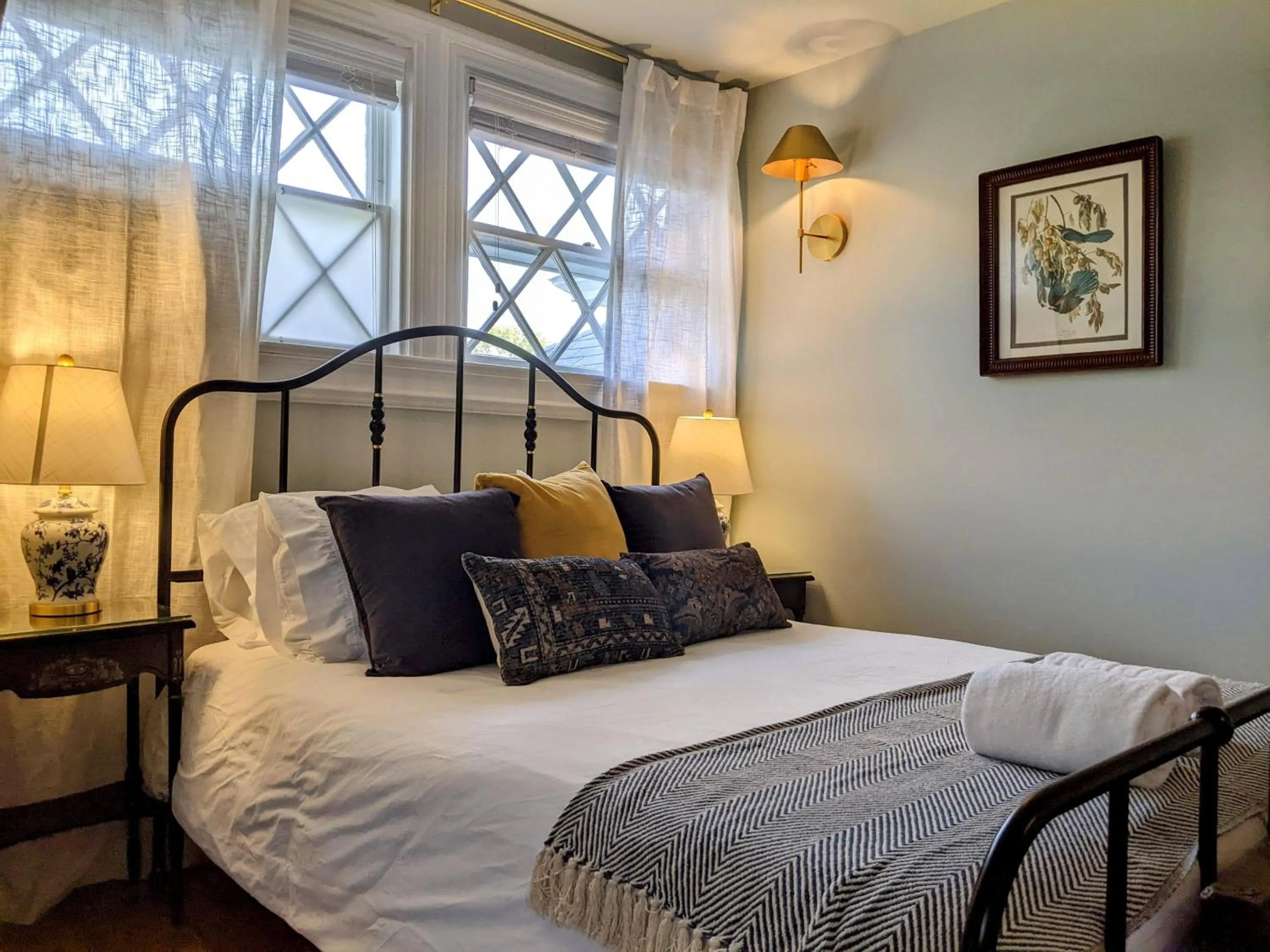 Bed in Stanton House Inn