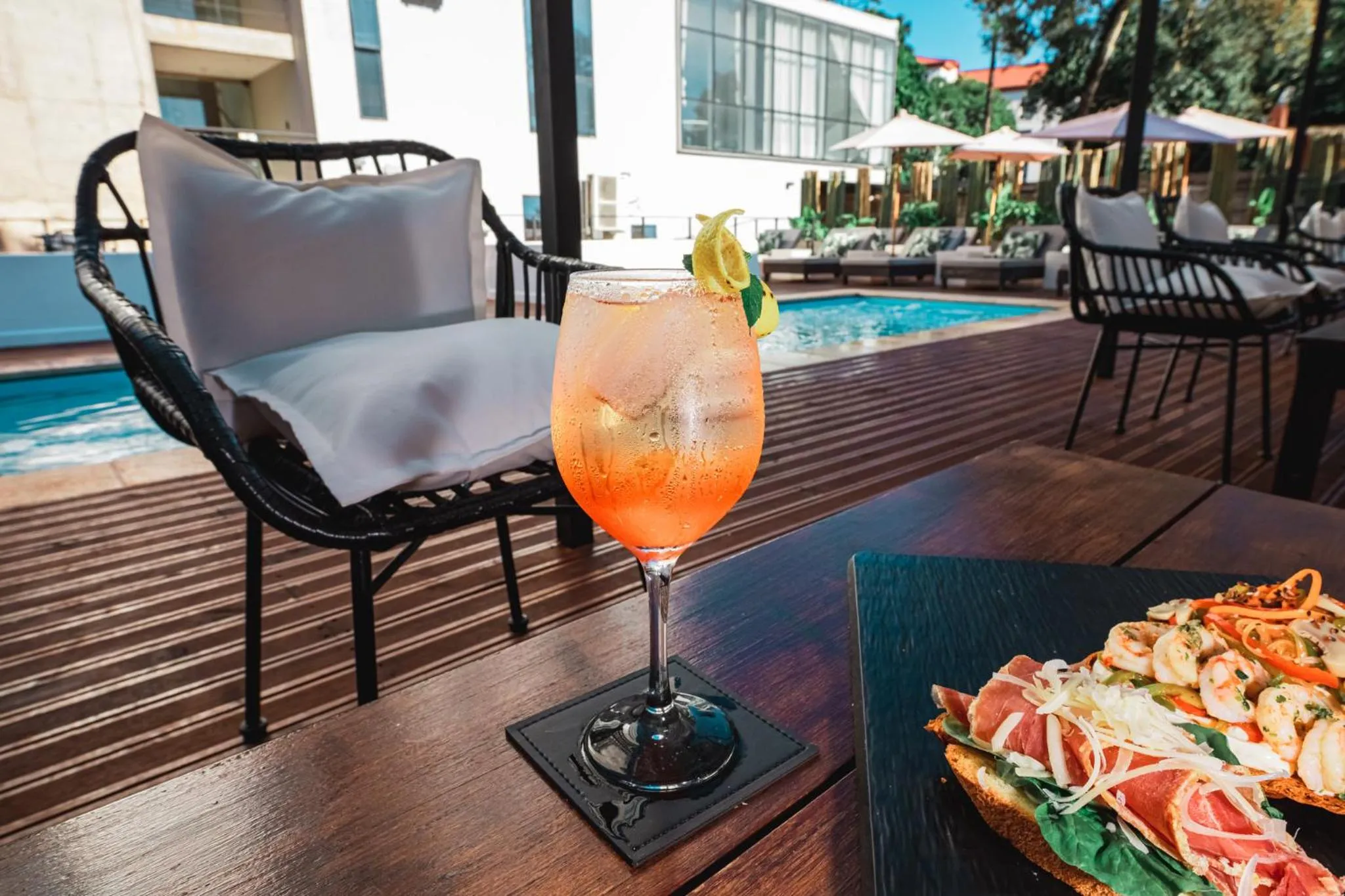 Swimming pool in O2 Hotel Iguazu