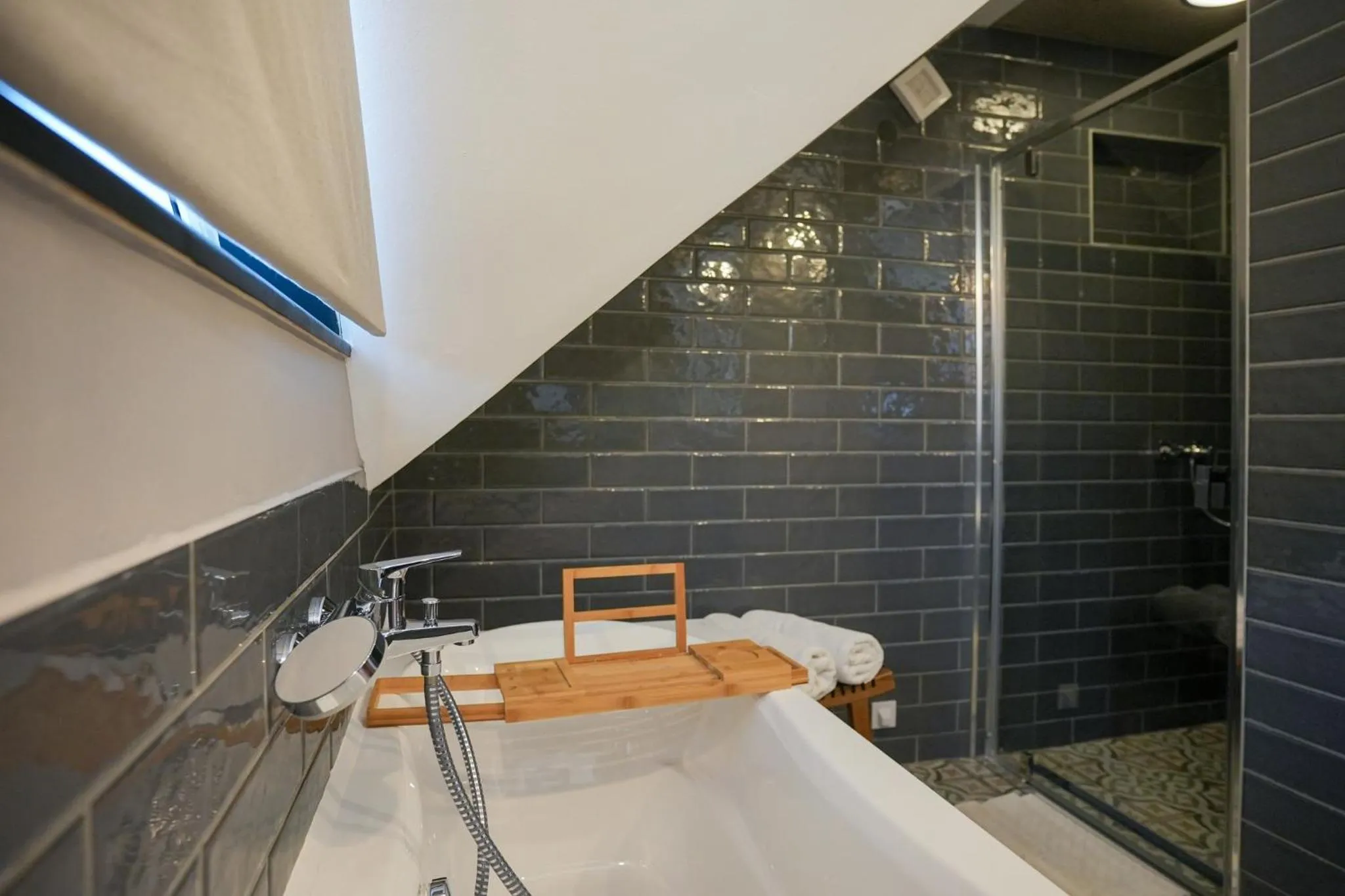 Bath in Nomad Hotel & Glamping