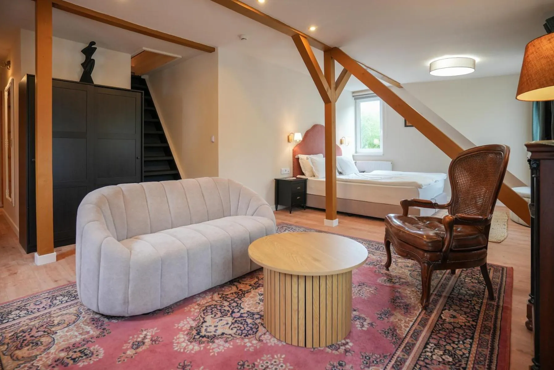 Nomad Hotel & Glamping