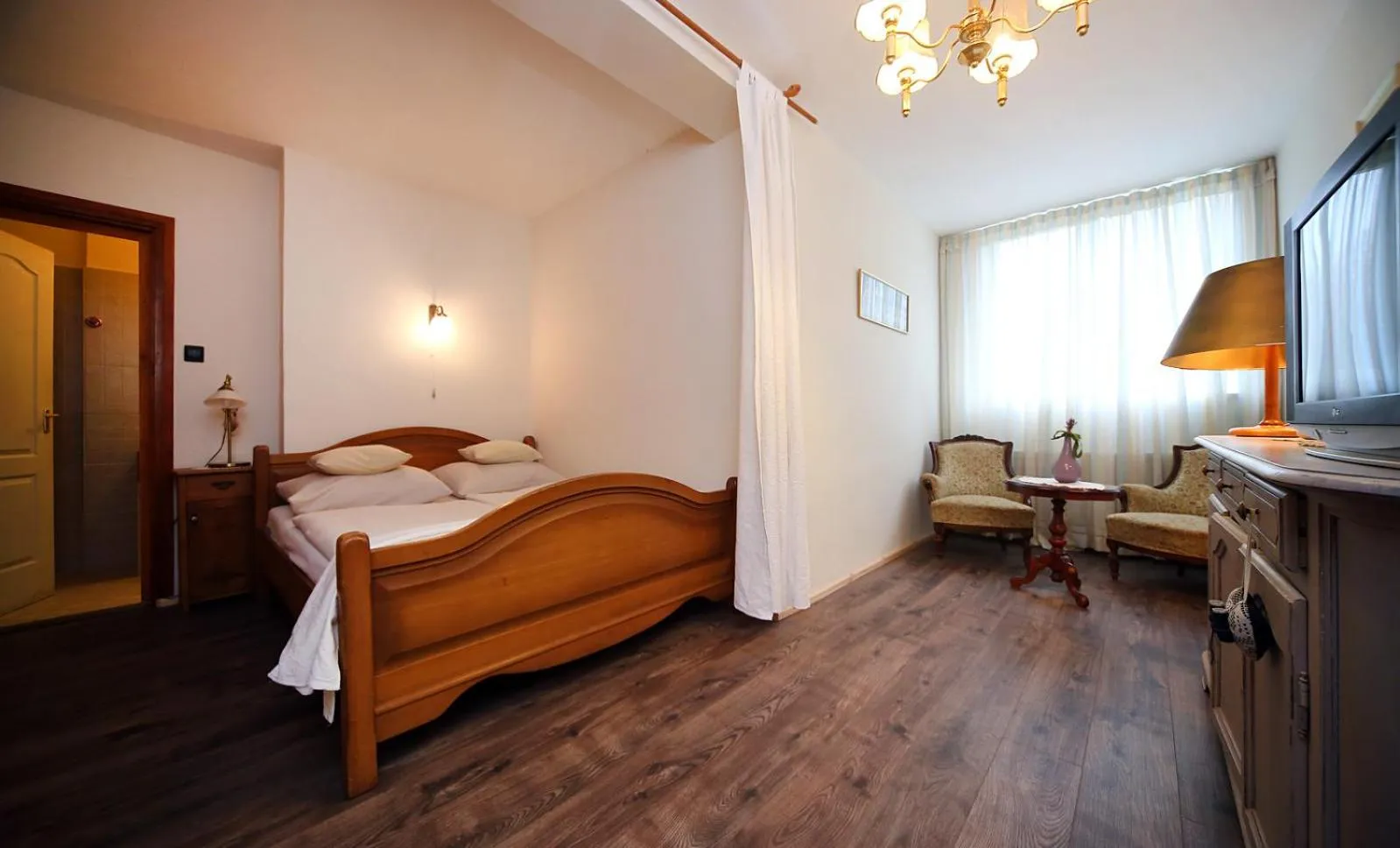 Bed in Nomad Hotel & Glamping